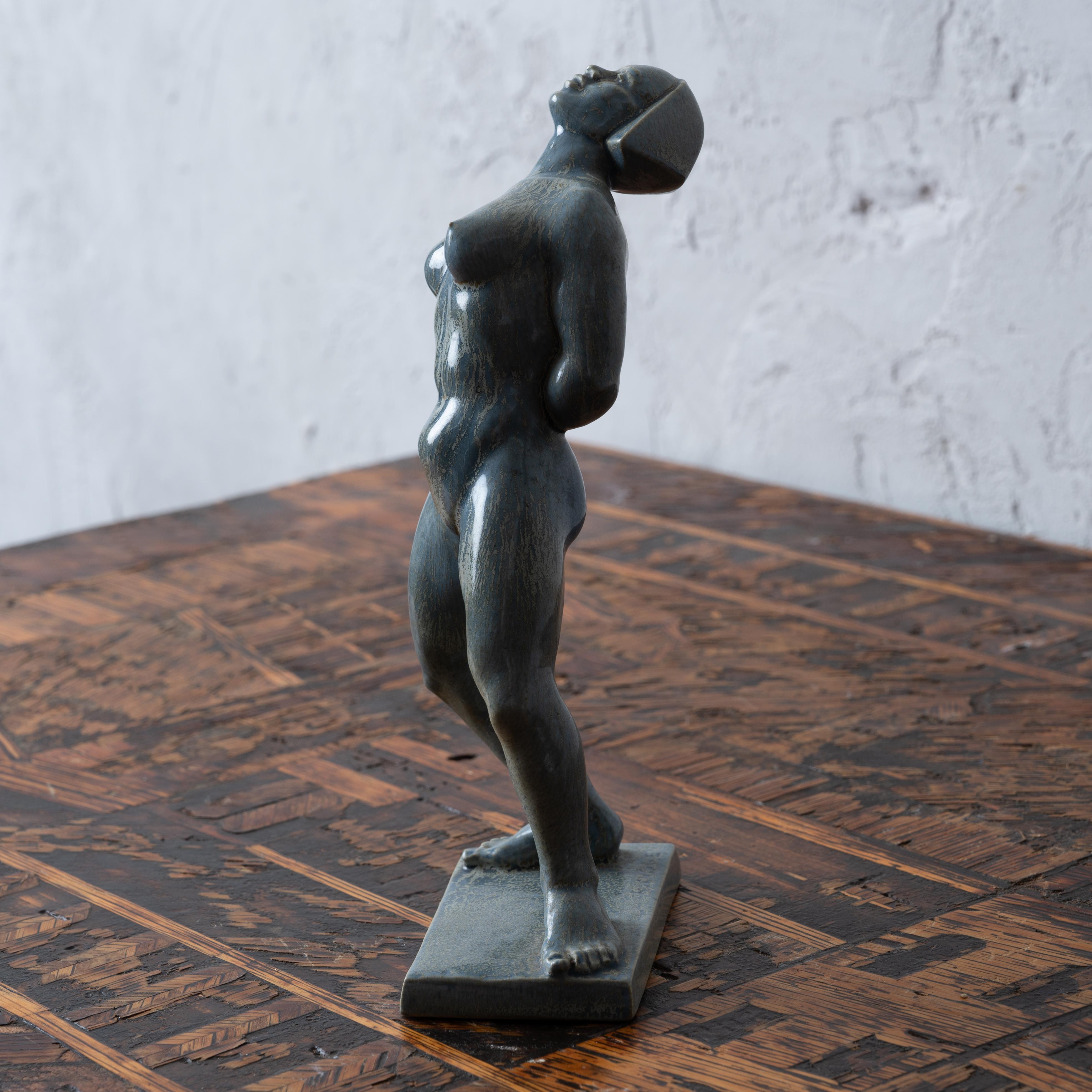 Scultura figurativa in ceramica Art Déco di Rosario R. Fiore, anni '30 in vendita 4