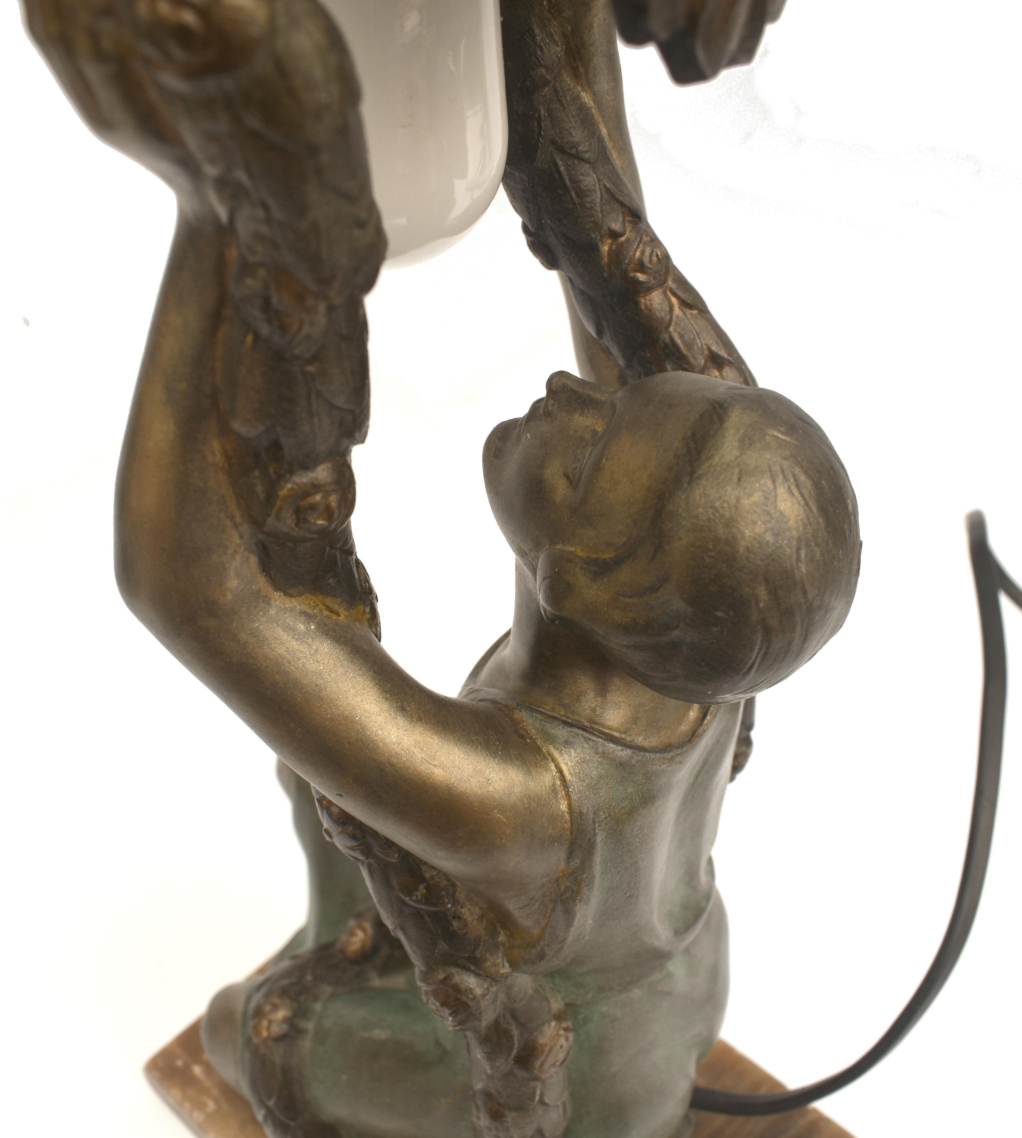 Lampe figurative Art Déco par P.ega , France, vers 1930 en vente 1