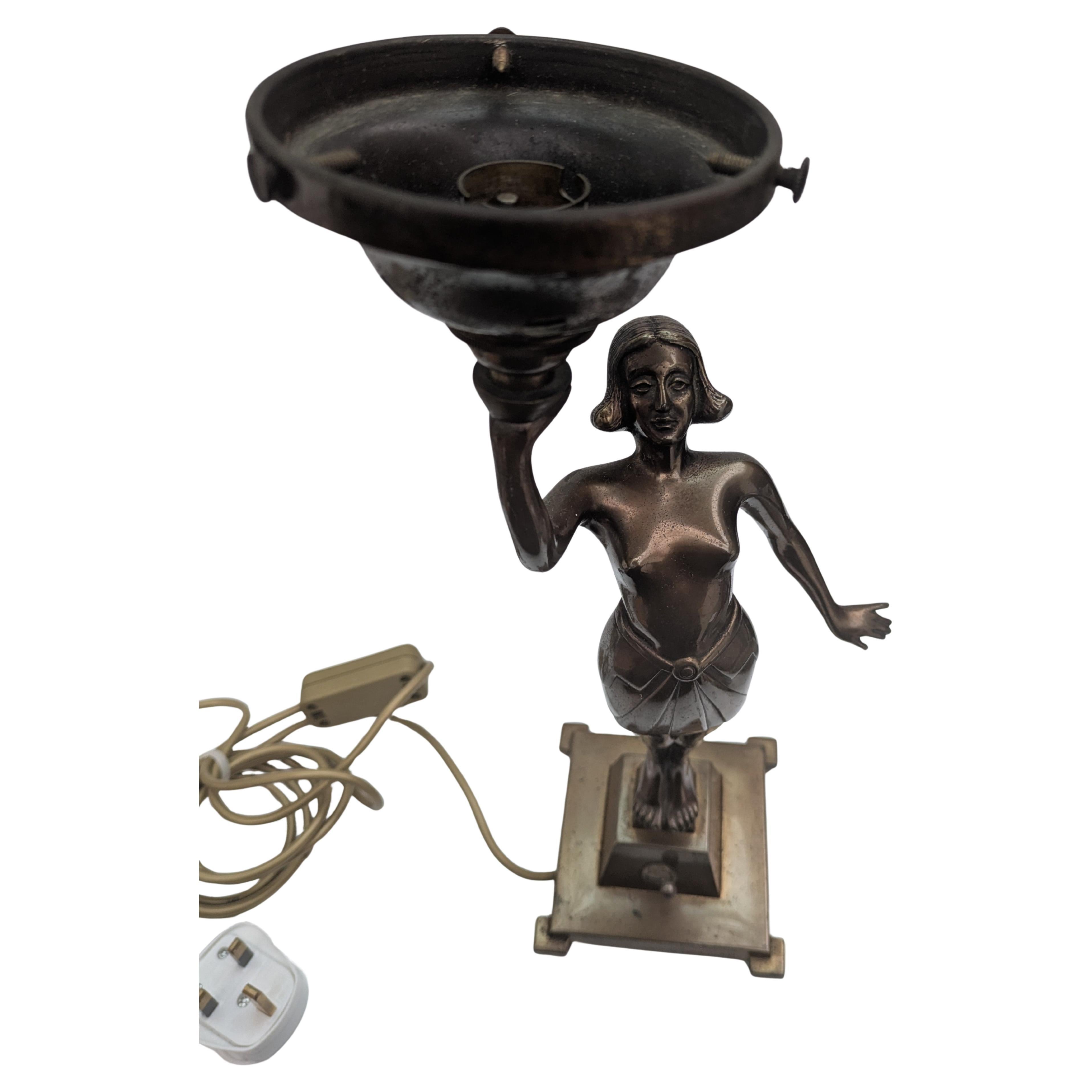 Art Deco Figural Table Lamp, English, circa 1930 For Sale 6