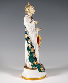 Figura Art Déco 'Tschaokium' di C. Holzer-Defanti, Rosenthal Germania, 1920 ca.