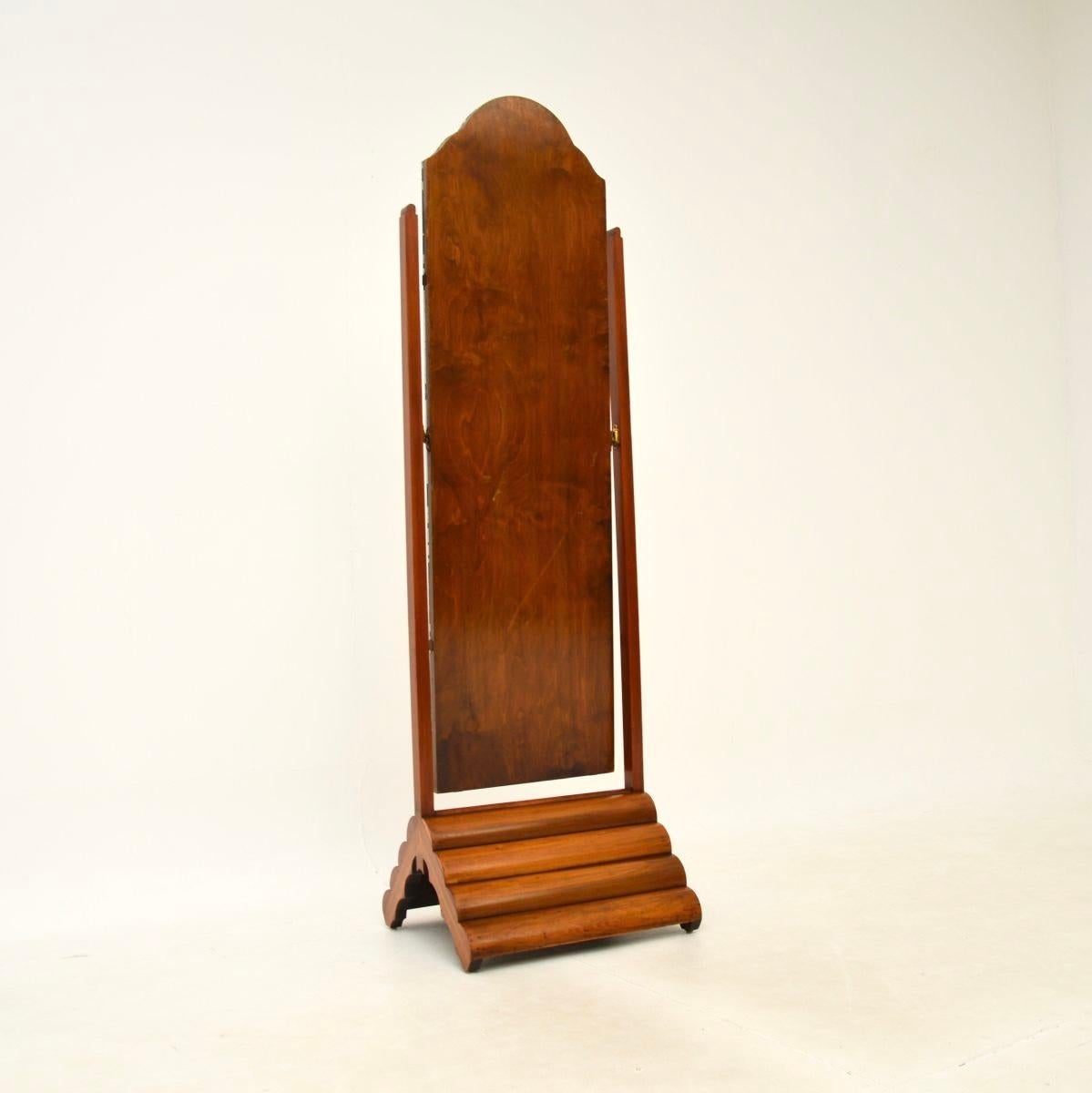 Art Deco Figured Walnut Cheval Floor Mirror In Good Condition In London, GB