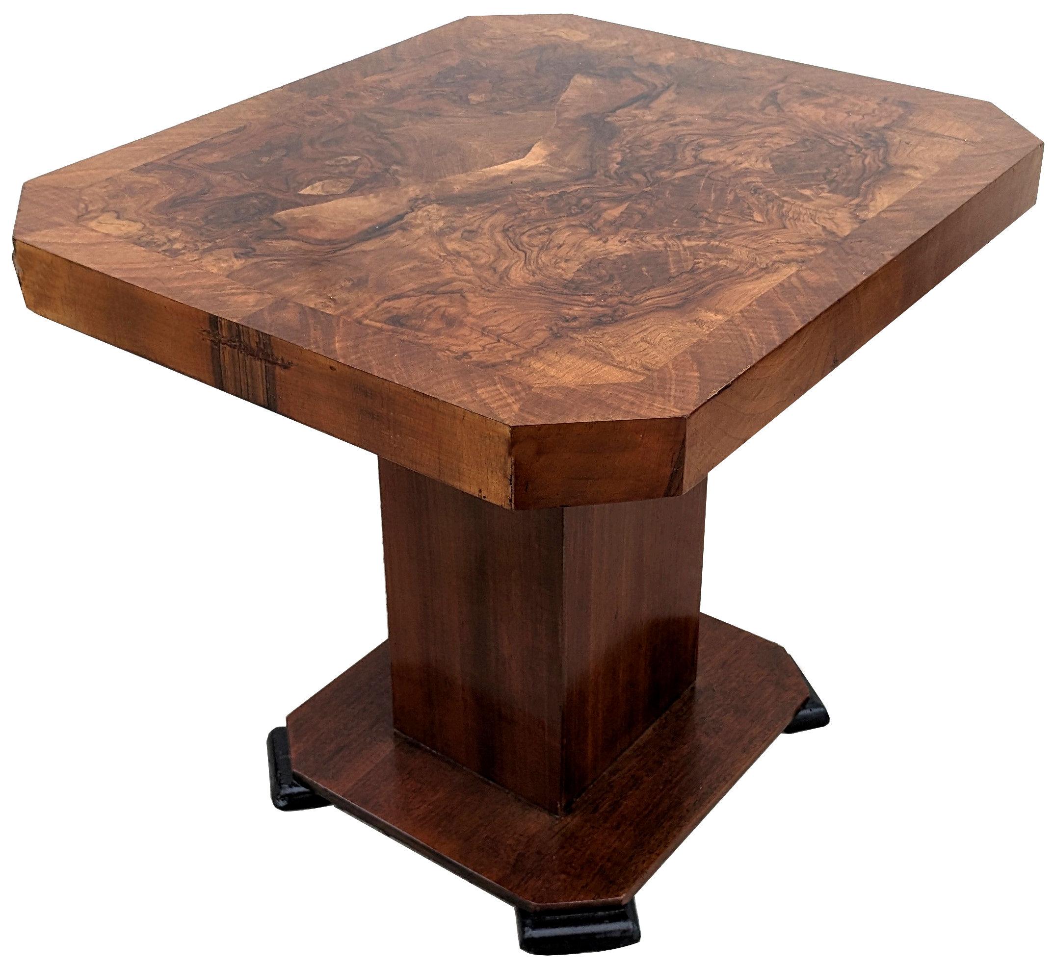 Art Deco Figured Walnut Coffee Table, c1930s, English In Good Condition In Devon, England