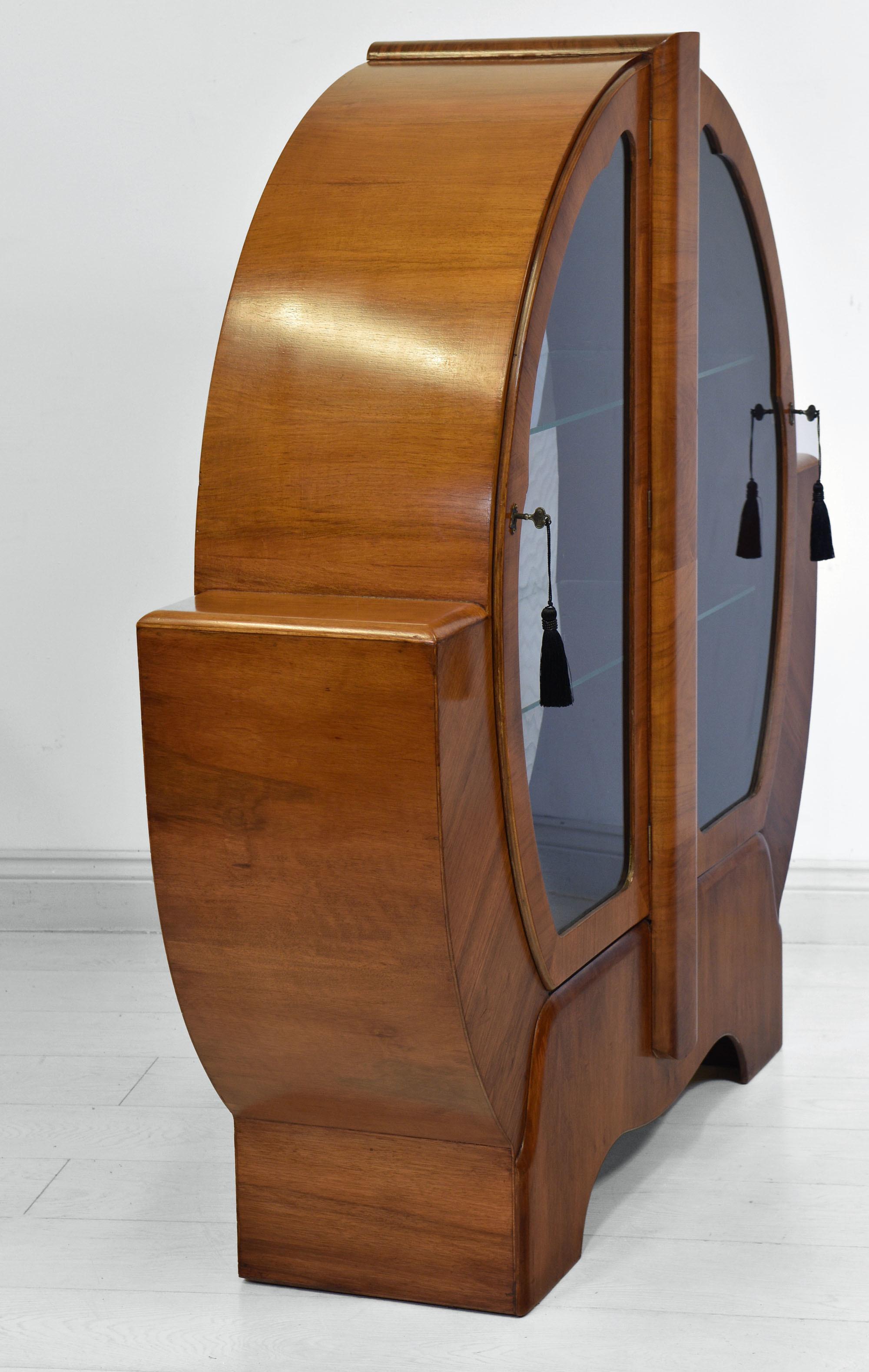 Art Deco Figured Walnut Display Cabinet England 1930s In Good Condition In Norwich, GB