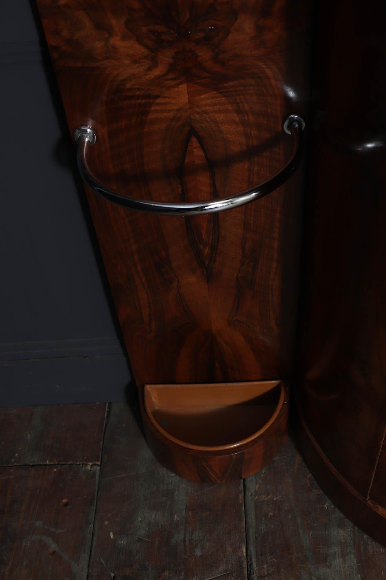 Art Deco Figured Walnut Hall Stand, 1930s For Sale 1