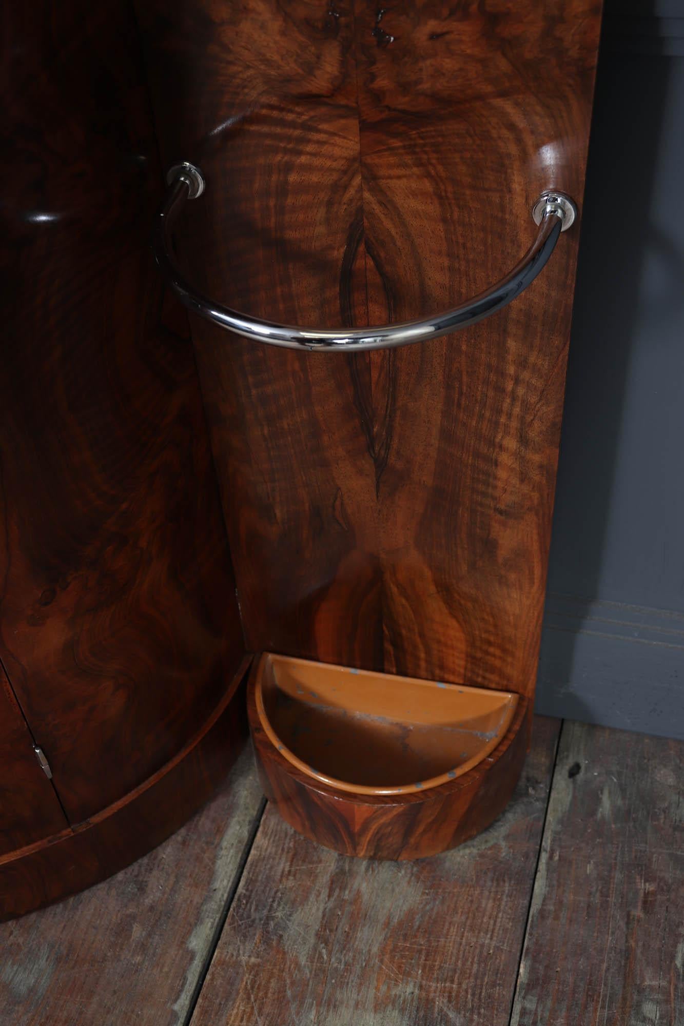 Art Deco Figured Walnut Hall Stand, 1930s For Sale 2