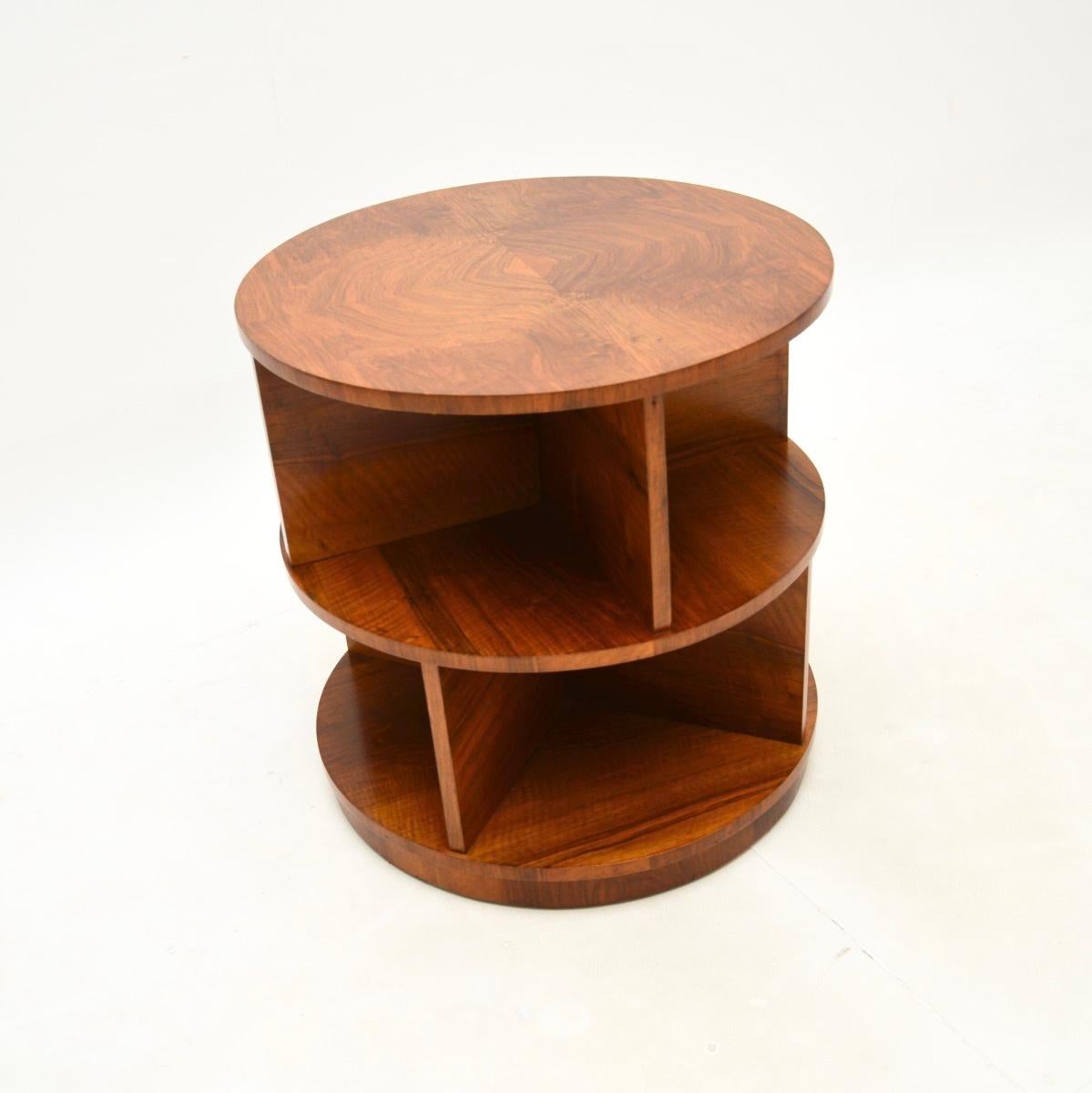 Art Deco Figured Walnut Occasional Side / Centre Table In Good Condition For Sale In London, GB