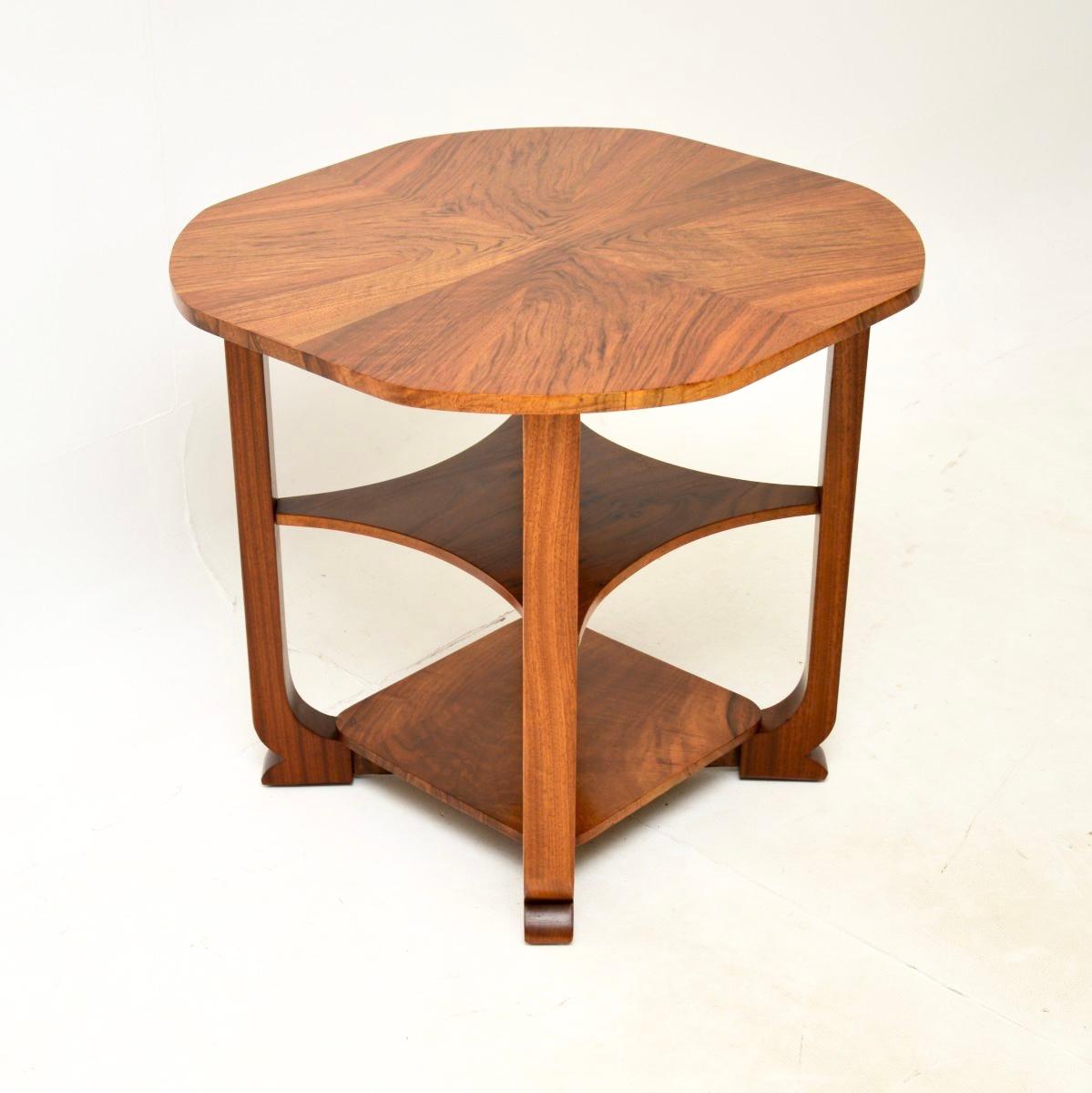 Art Deco Figured Walnut Occasional Side Table In Good Condition For Sale In London, GB