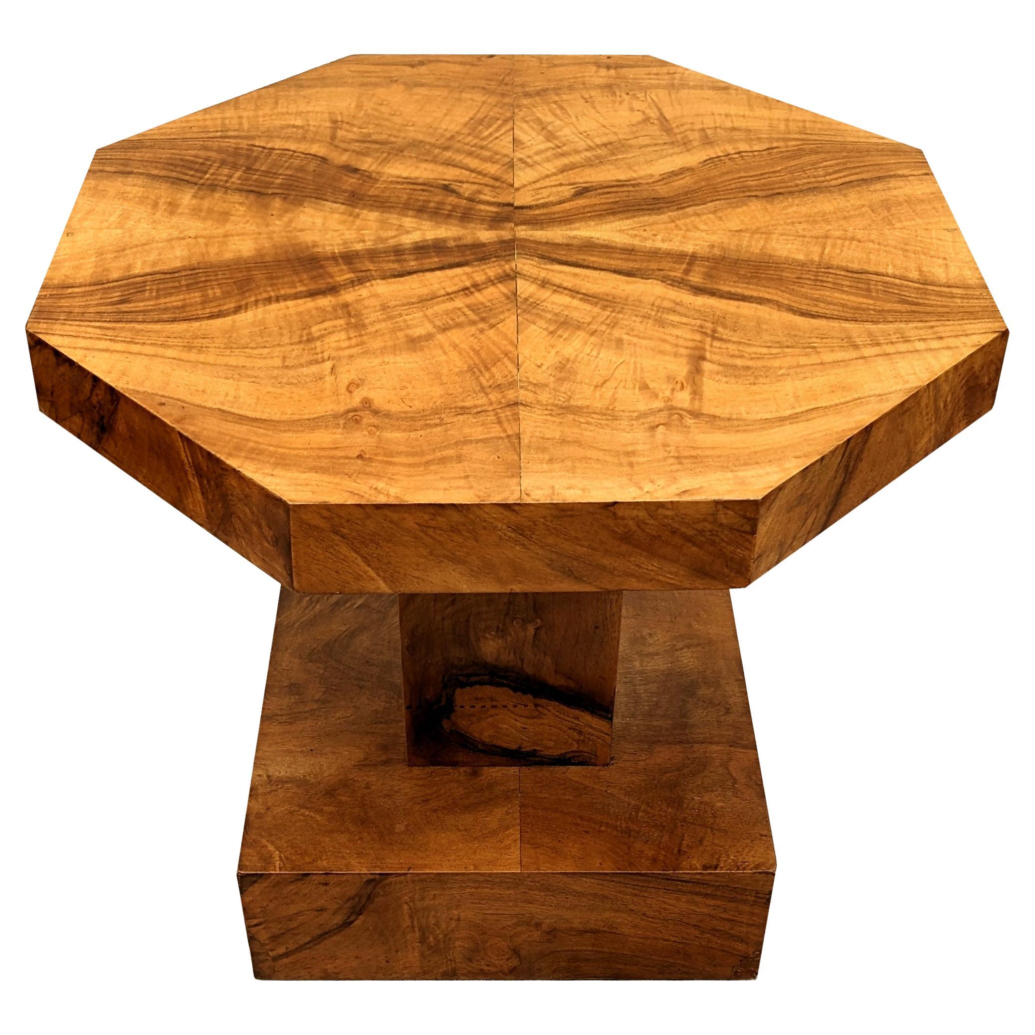 Art Deco Figured Walnut Occasional Table, English, c1930