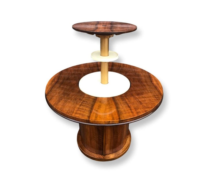 Art Deco Figured walnut patent pop up cocktail/drinks table For Sale at