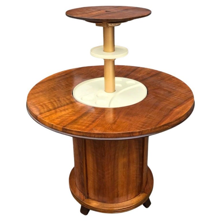 Art Deco Figured walnut patent pop up cocktail/drinks table For Sale at
