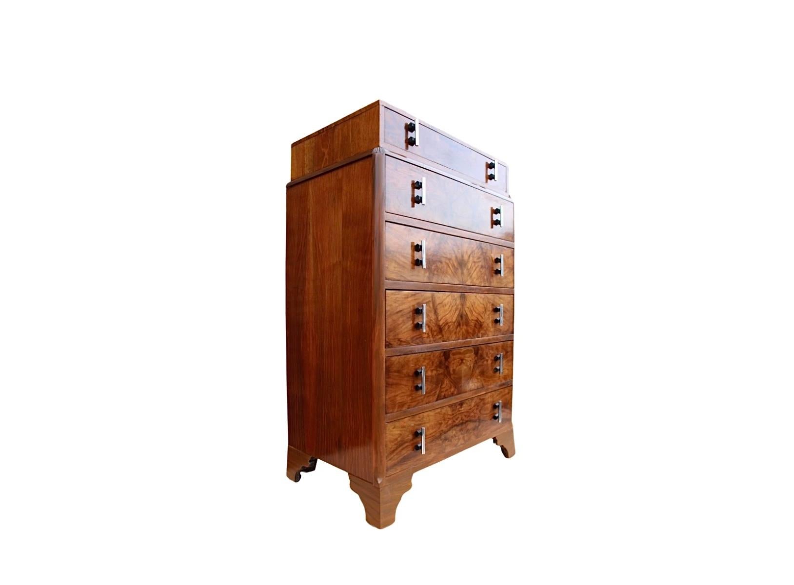 Art Deco Figured Walnut Skyscraper Chest of Drawers 1