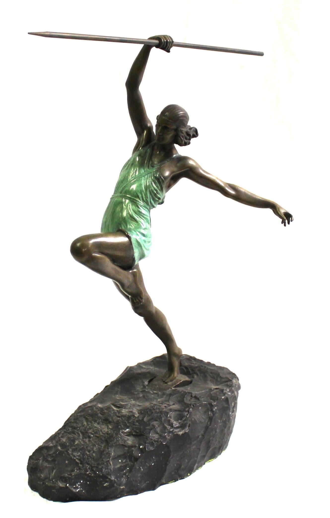 Art Deco Figurine, Female Javelin Thrower For Sale 3