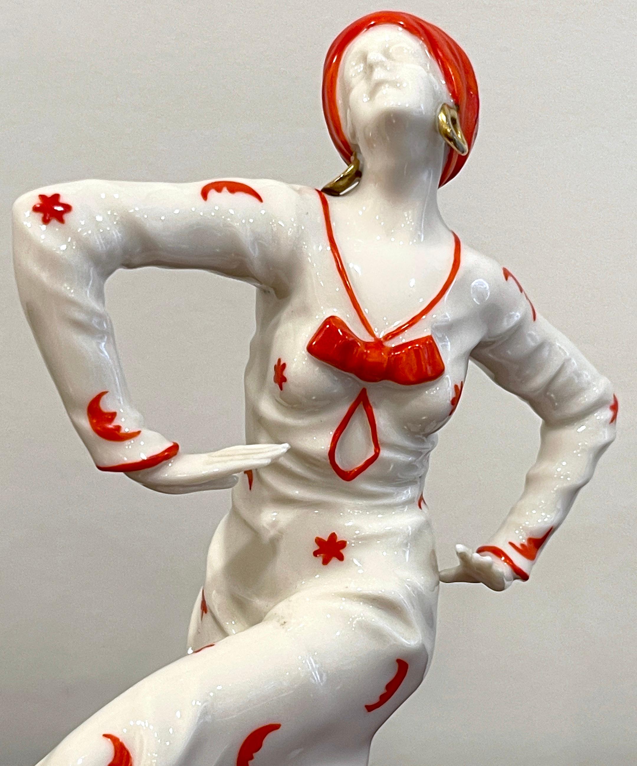 Art Deco Figurine of 'Mata Hari' by Capodimonte / Naples Porcelain Company In Good Condition For Sale In West Palm Beach, FL