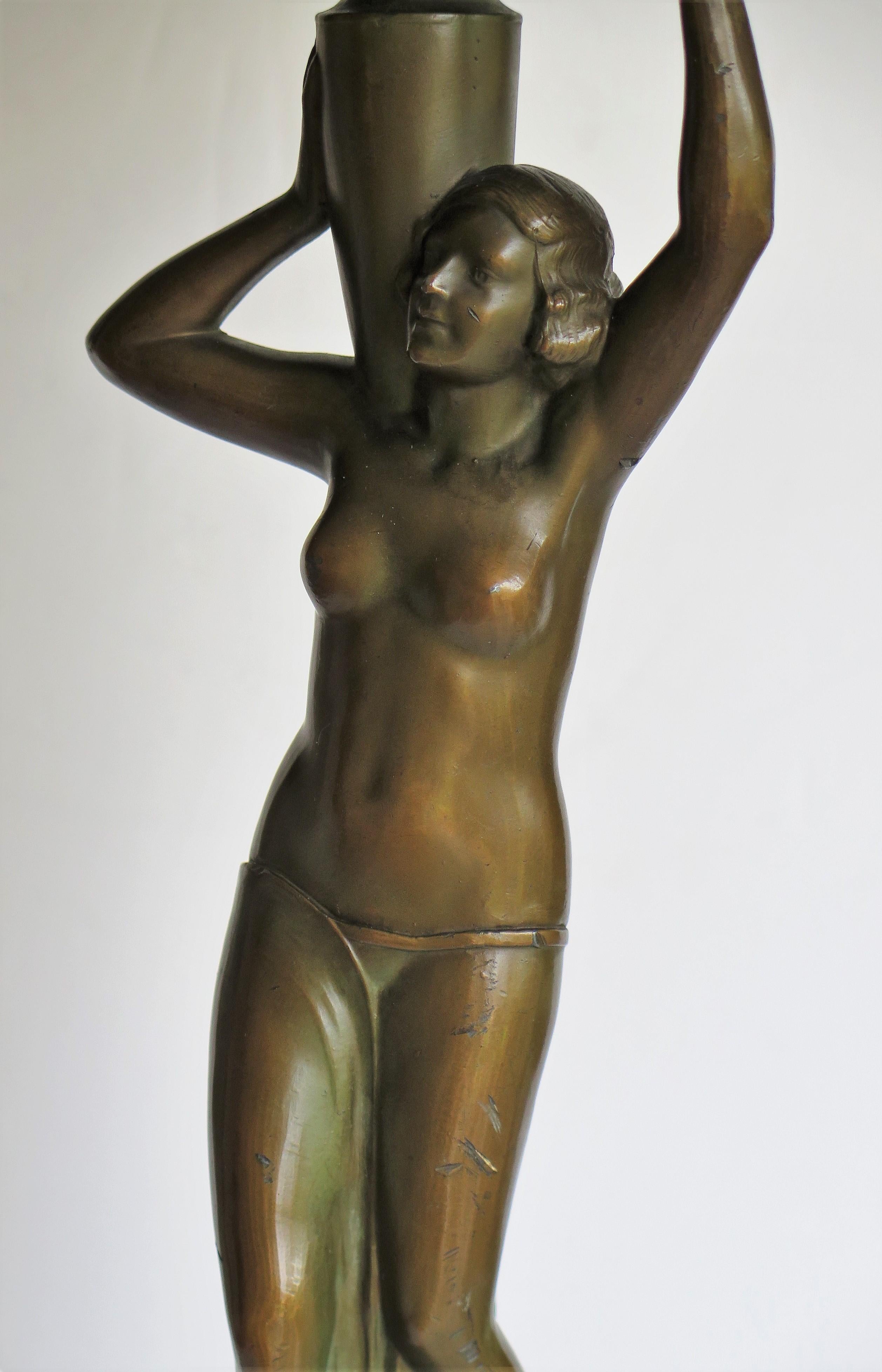 Art Deco Figurine Table Lamp sculpture of Water Carrier bronzed, French Ca 1930 In Good Condition In Lincoln, Lincolnshire