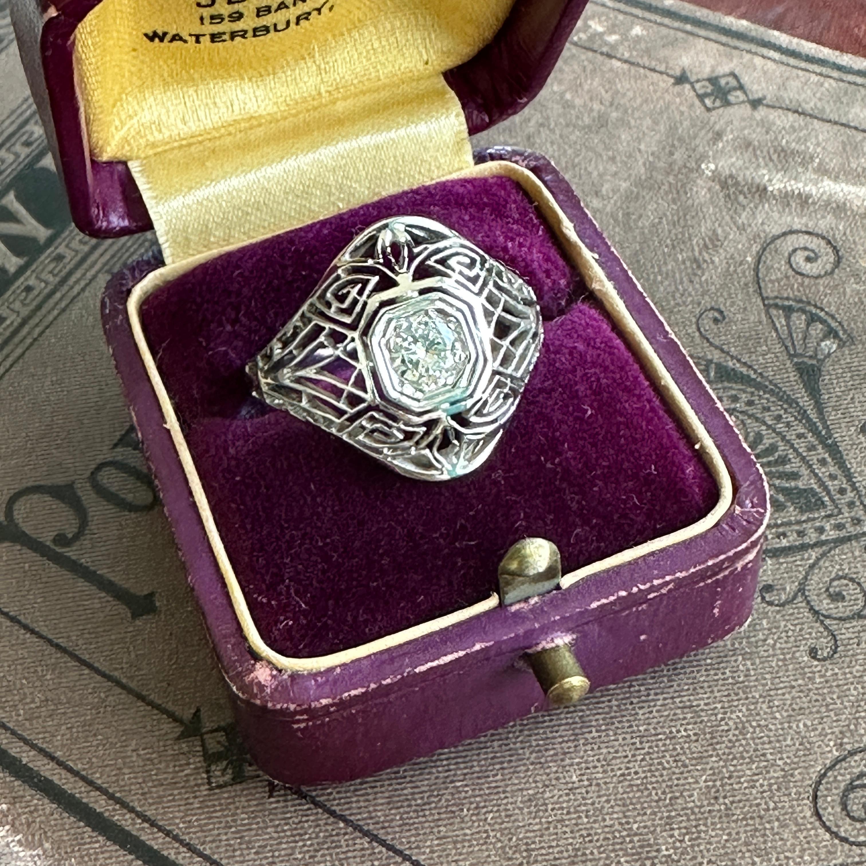 Art Deco Filigree Diamond 14k White Gold Ring For Sale 2