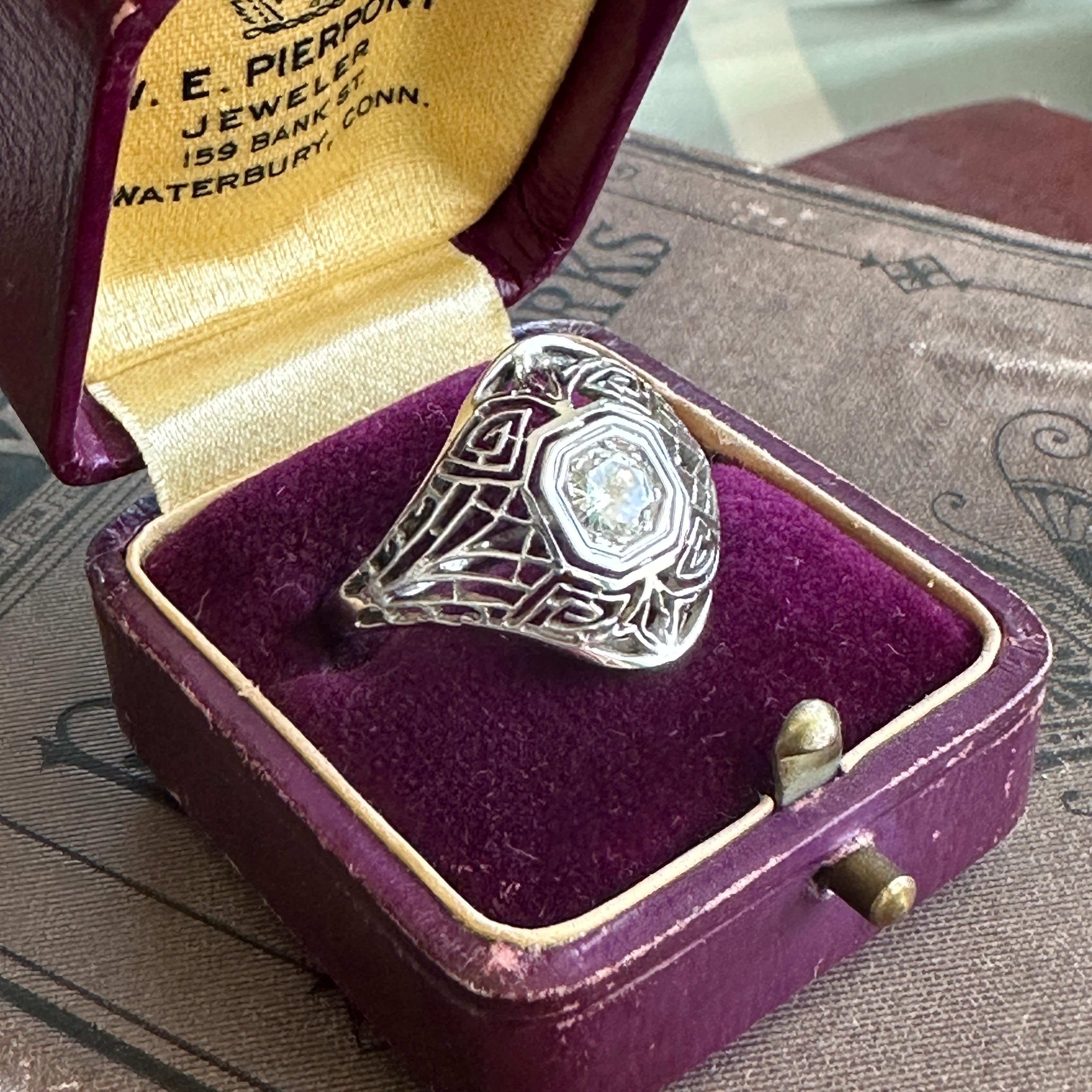 Art Deco Filigree Diamond 14k White Gold Ring For Sale 1