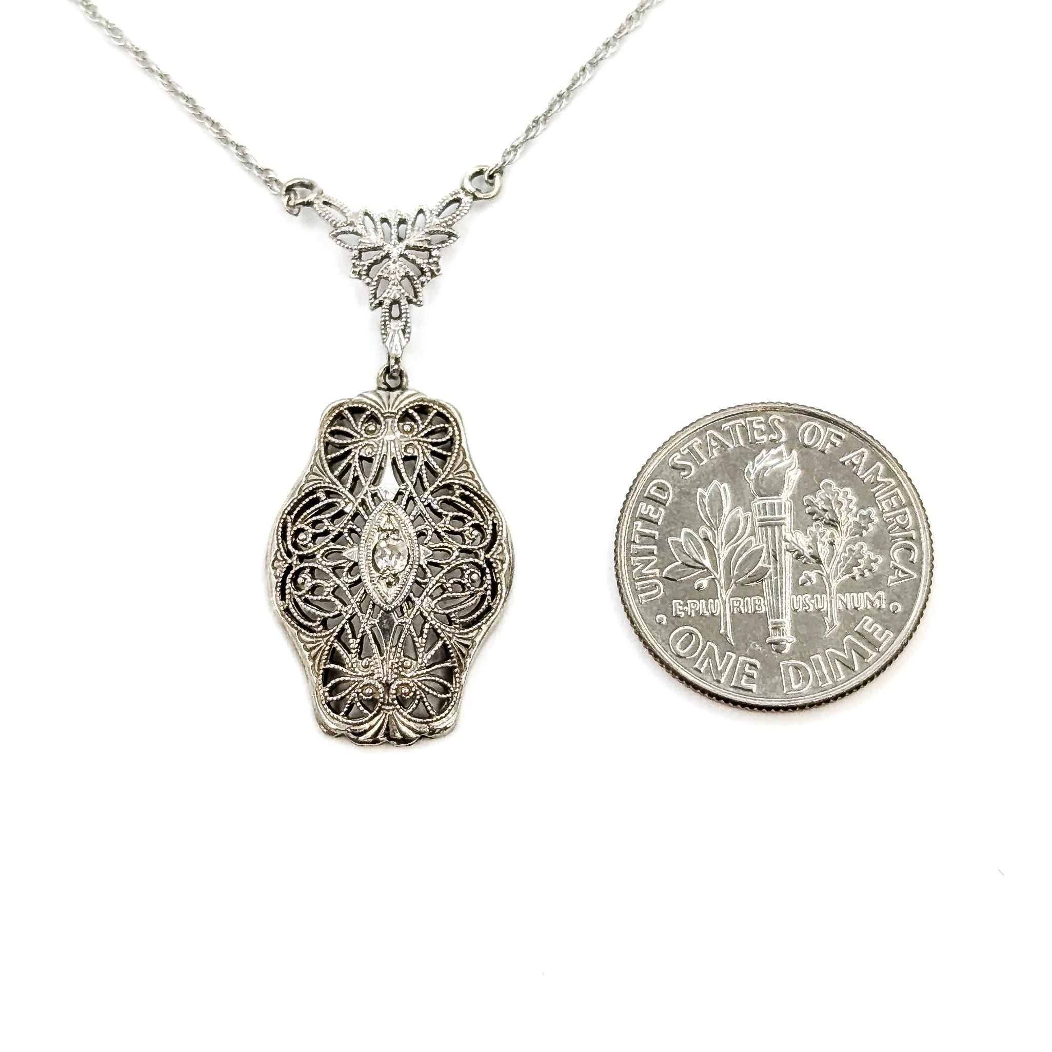 Art Deco Filigree Diamond Necklace in 14k im Angebot 2