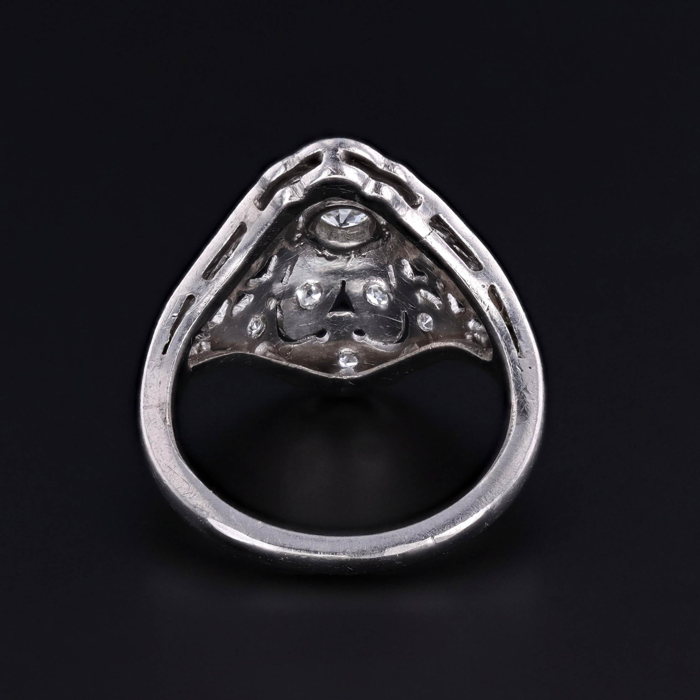Taglio antico europeo Anello Art Deco con diamanti in filigrana di palladio in vendita
