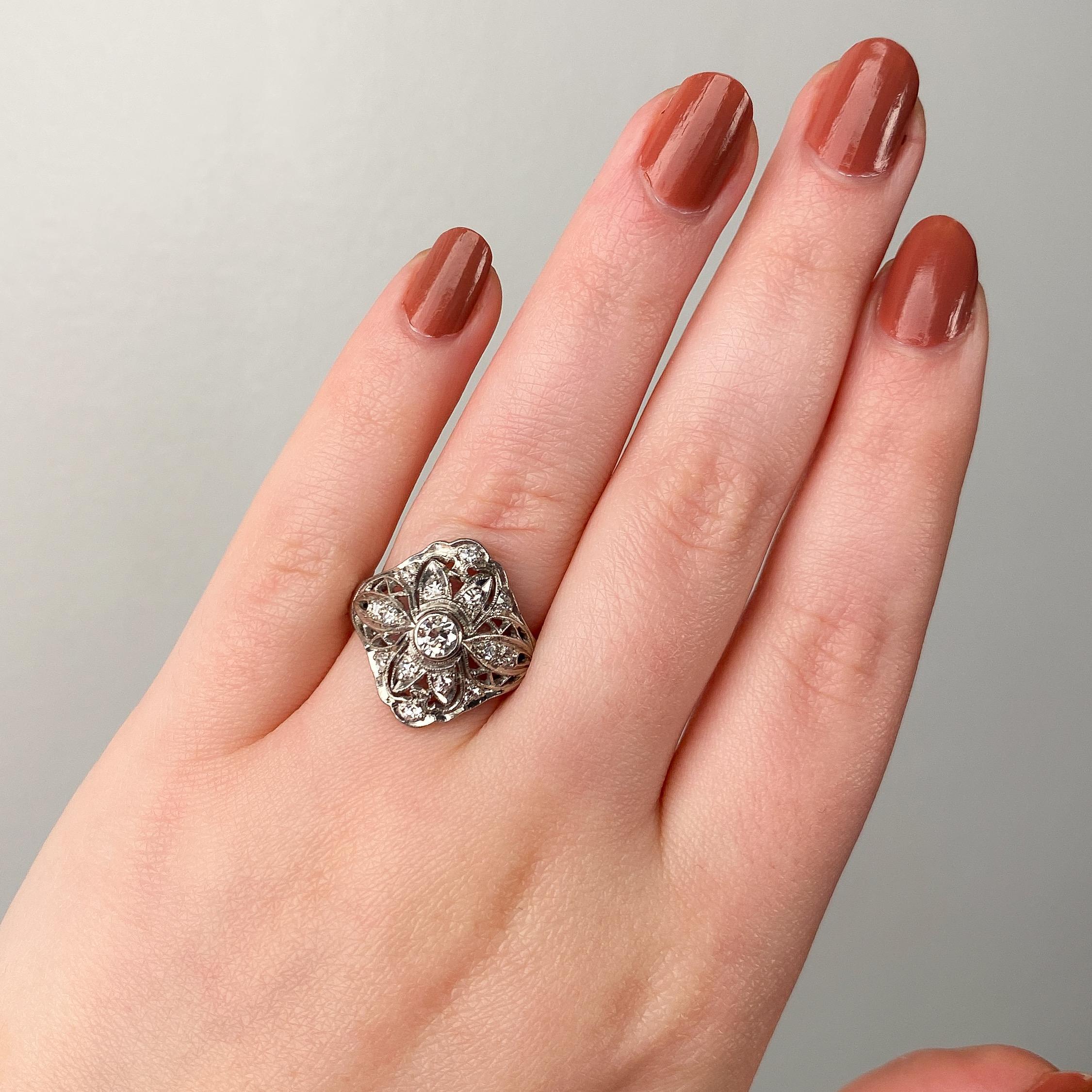 Anello Art Deco con diamanti in filigrana di palladio In condizioni buone in vendita a Lewisburg, PA