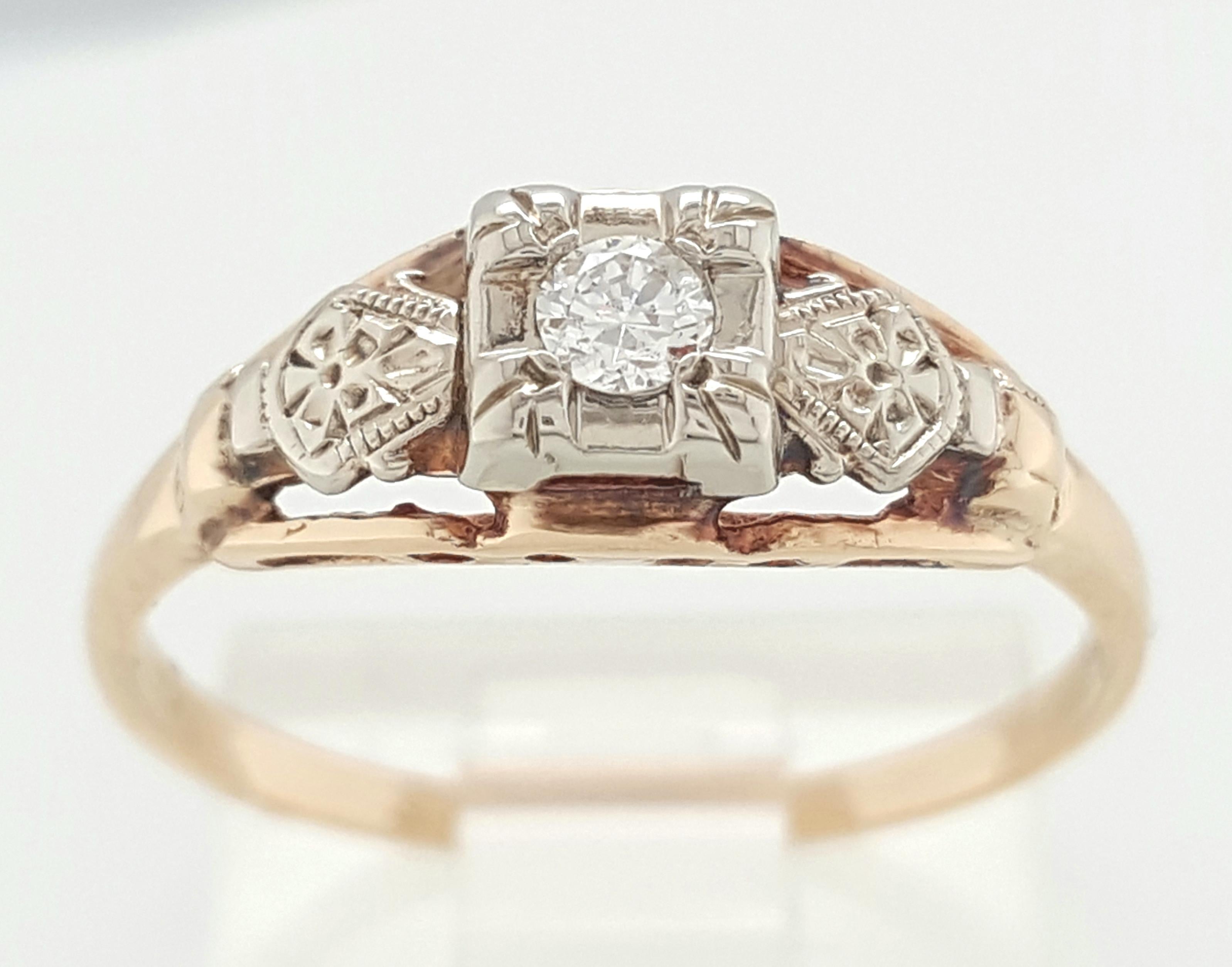 Old European Cut Art Deco Filigree Floral Carved 14 Karat Two Tone Gold Solitary Diamond Ring For Sale