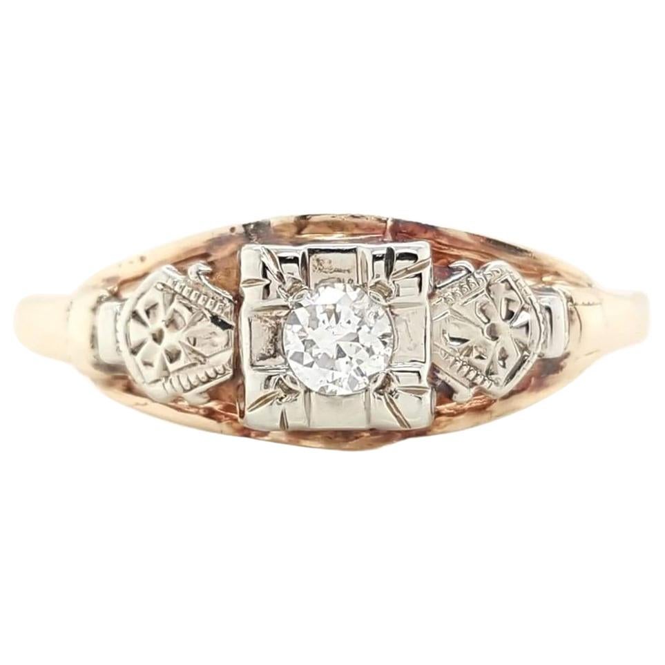 Art Deco Filigree Floral Carved 14 Karat Two Tone Gold Solitary Diamond Ring For Sale