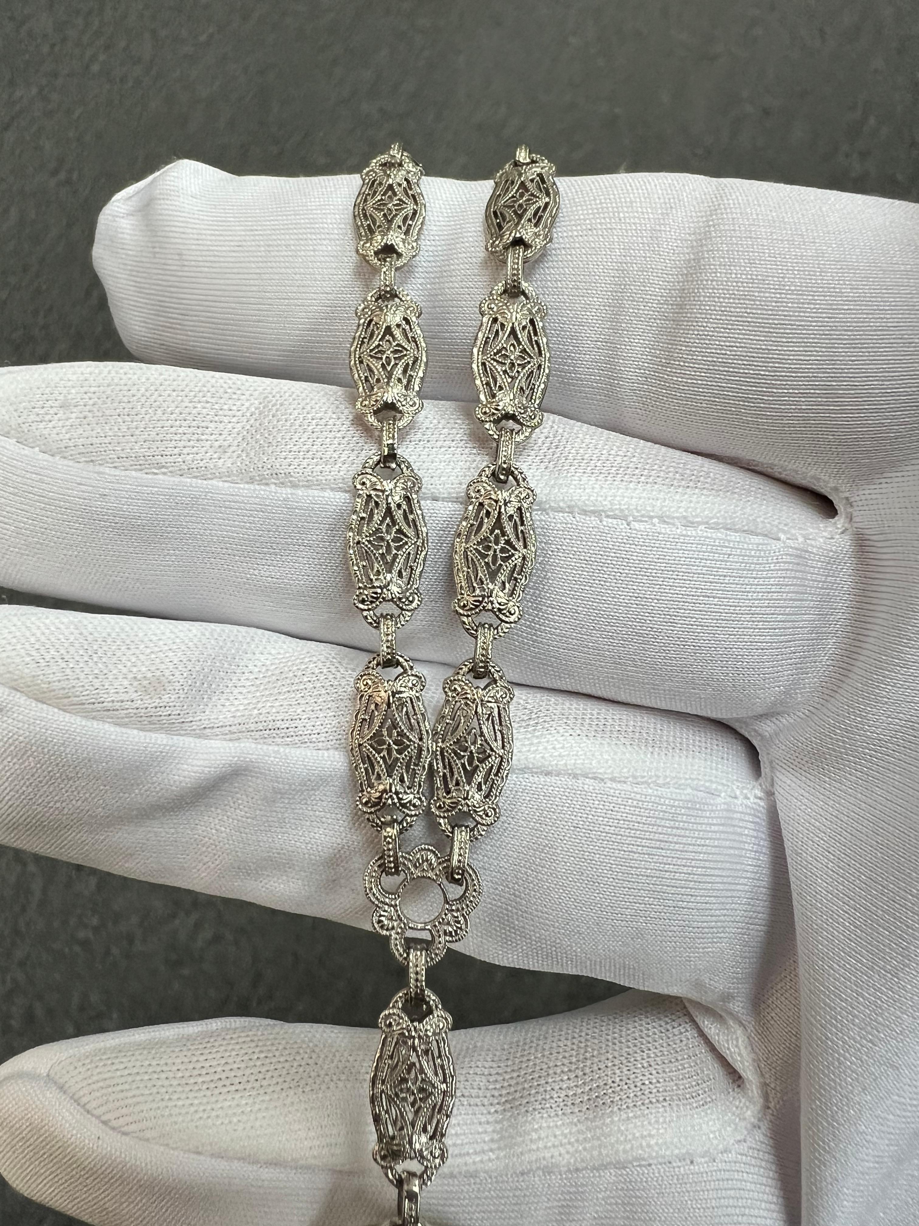 Collana Art Deco in filigrana di cristallo di rocca smerigliato in oro bianco Circa 1925 in vendita 6