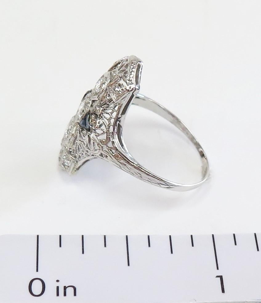 Art Deco Filigree Ring with Diamonds and Sapphires, 18 Karat White Gold In Good Condition In Bellmore, NY