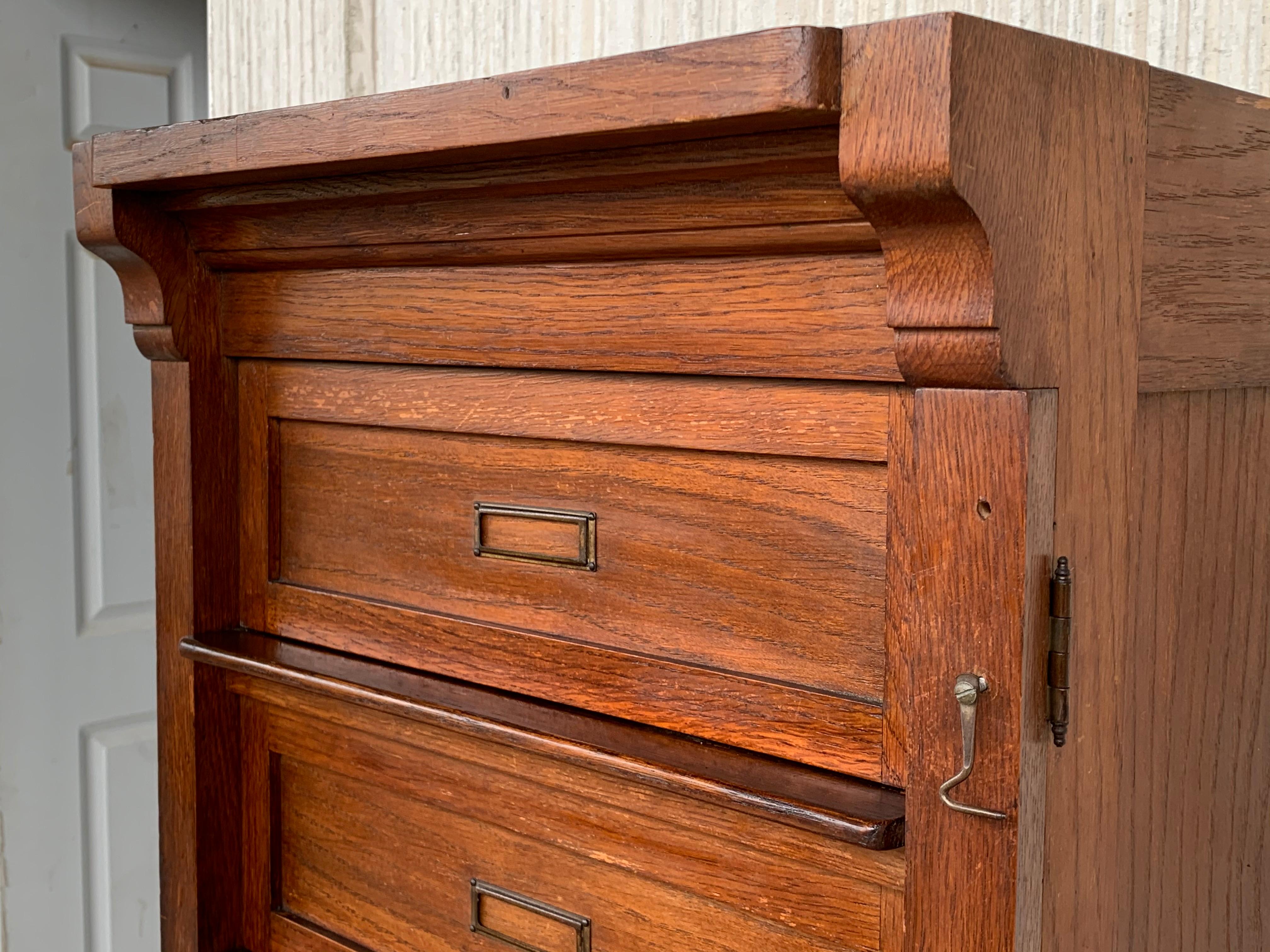 20th Century Art Deco Filing Cabinet with Eight Sliding Drawers and wheels