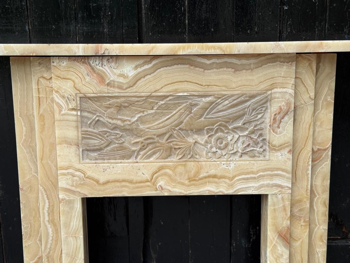 Marmo Caminetto Art Deco in onice beige, 1920 circa in vendita