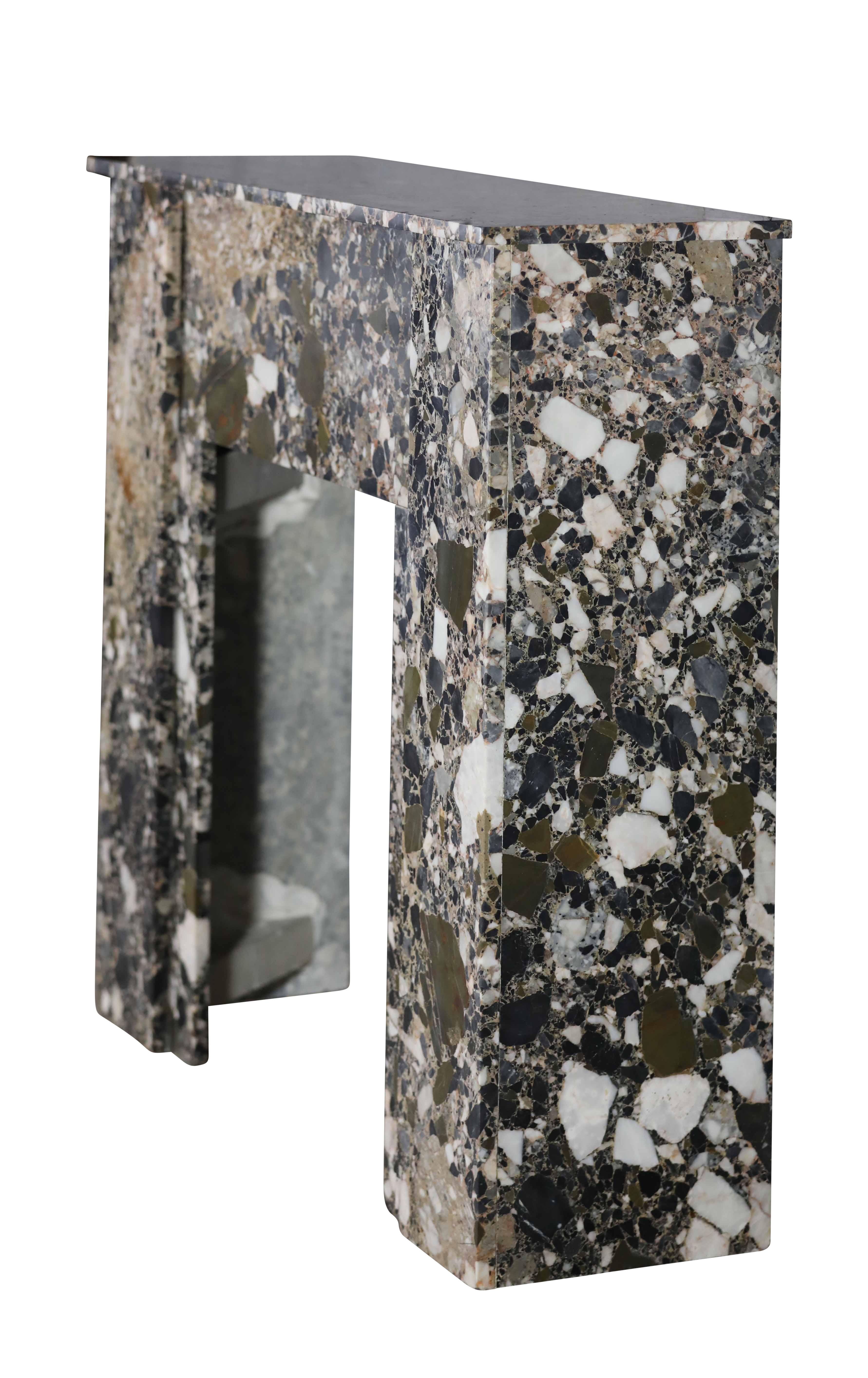 Art-Déco-Kamin aus Breccia-Marmor für minimalistisches Chic oder Cosy Interior Design  im Angebot 4