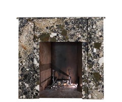 Art-Déco-Kamin aus Breccia-Marmor für minimalistisches Chic oder Cosy Interior Design