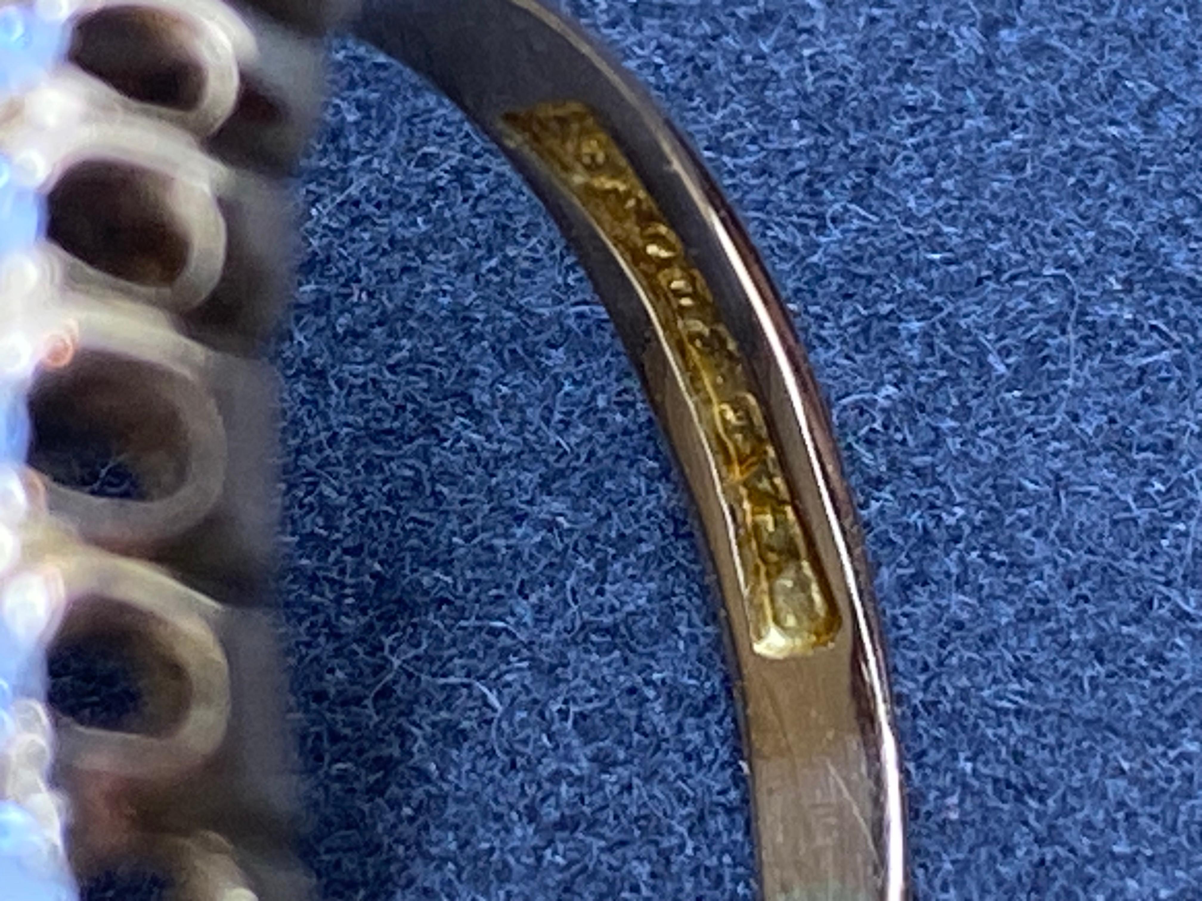 Anello Art-Deco a cinque pietre con diamante (0,25 carati) in oro 15 carati firmato e con marchio di garanzia in vendita 3