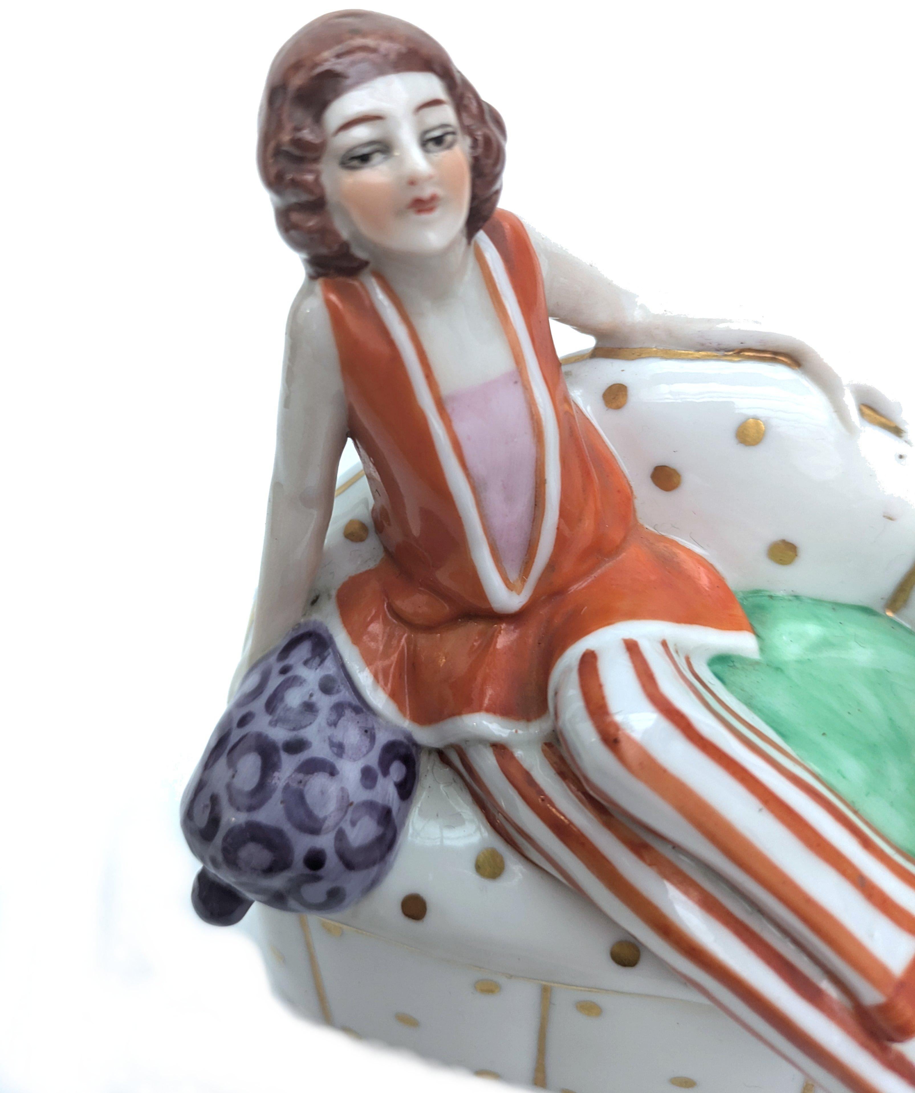Art Deco Flapper Girl & Dog Ceramic Powder Box Bowl, c1930's For Sale 5