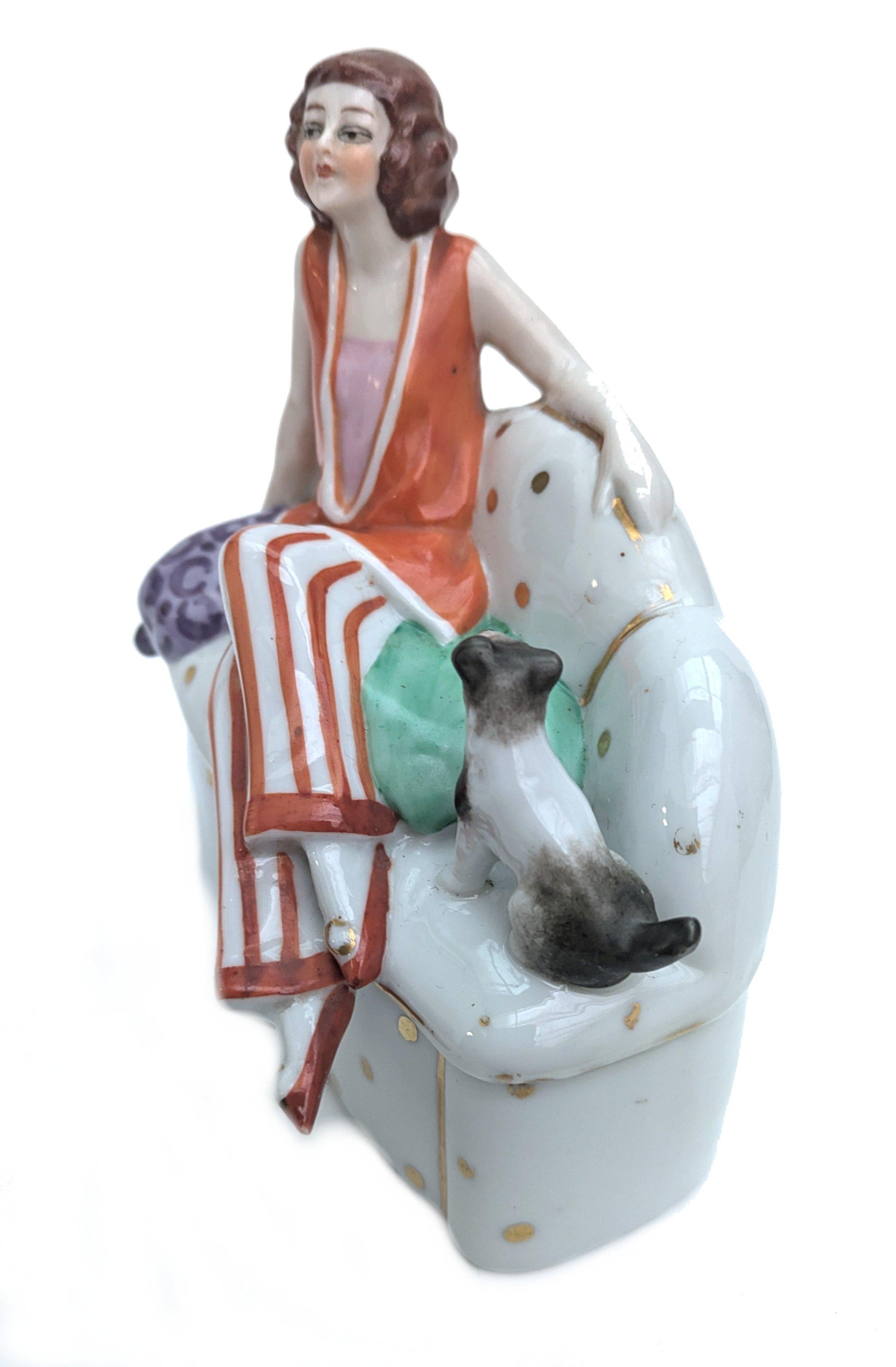 Art Deco Flapper Girl & Dog Ceramic Powder Box Bowl, c1930's For Sale 9