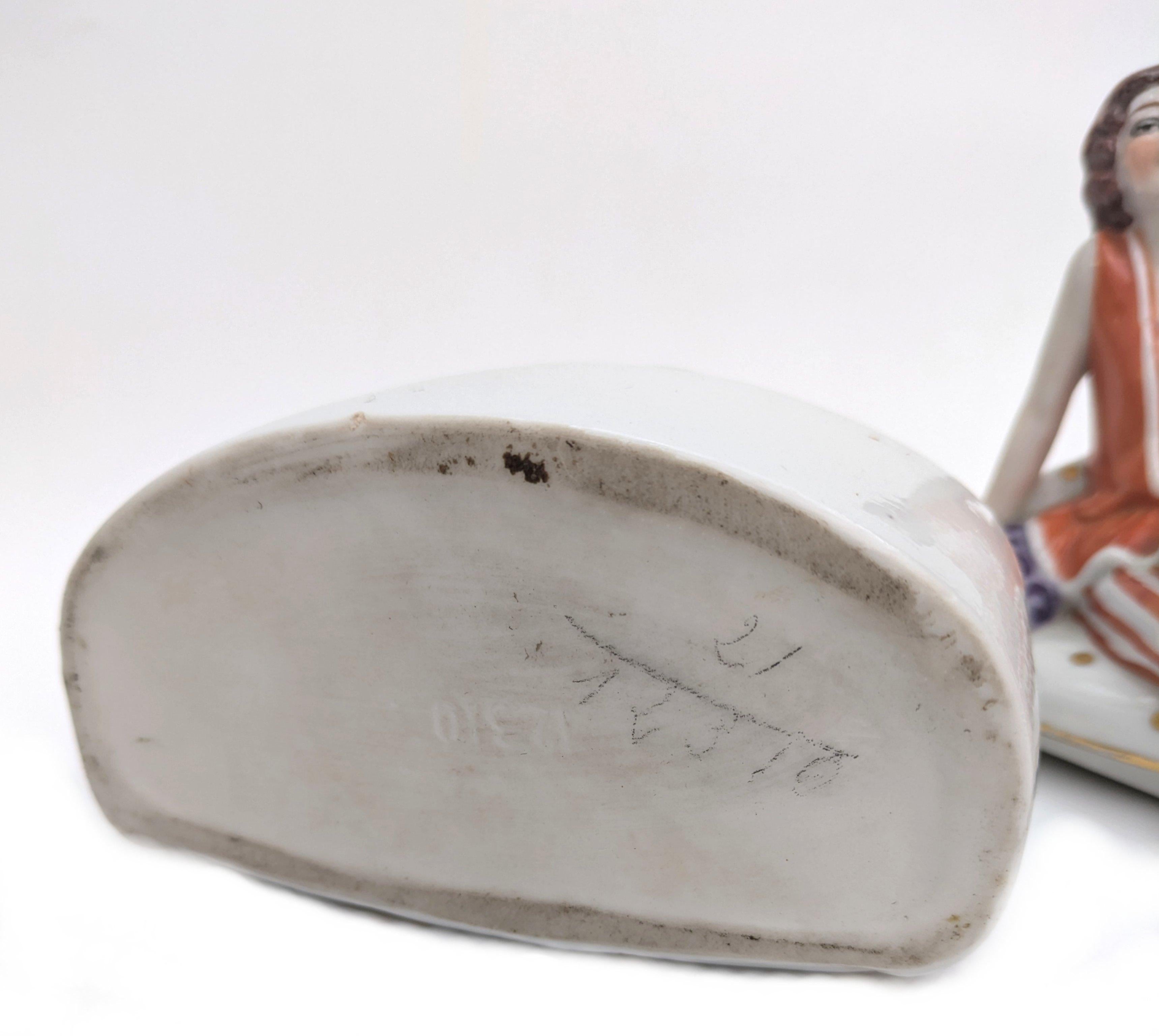 Art Deco Flapper Girl & Dog Ceramic Powder Box Bowl, c1930's For Sale 3