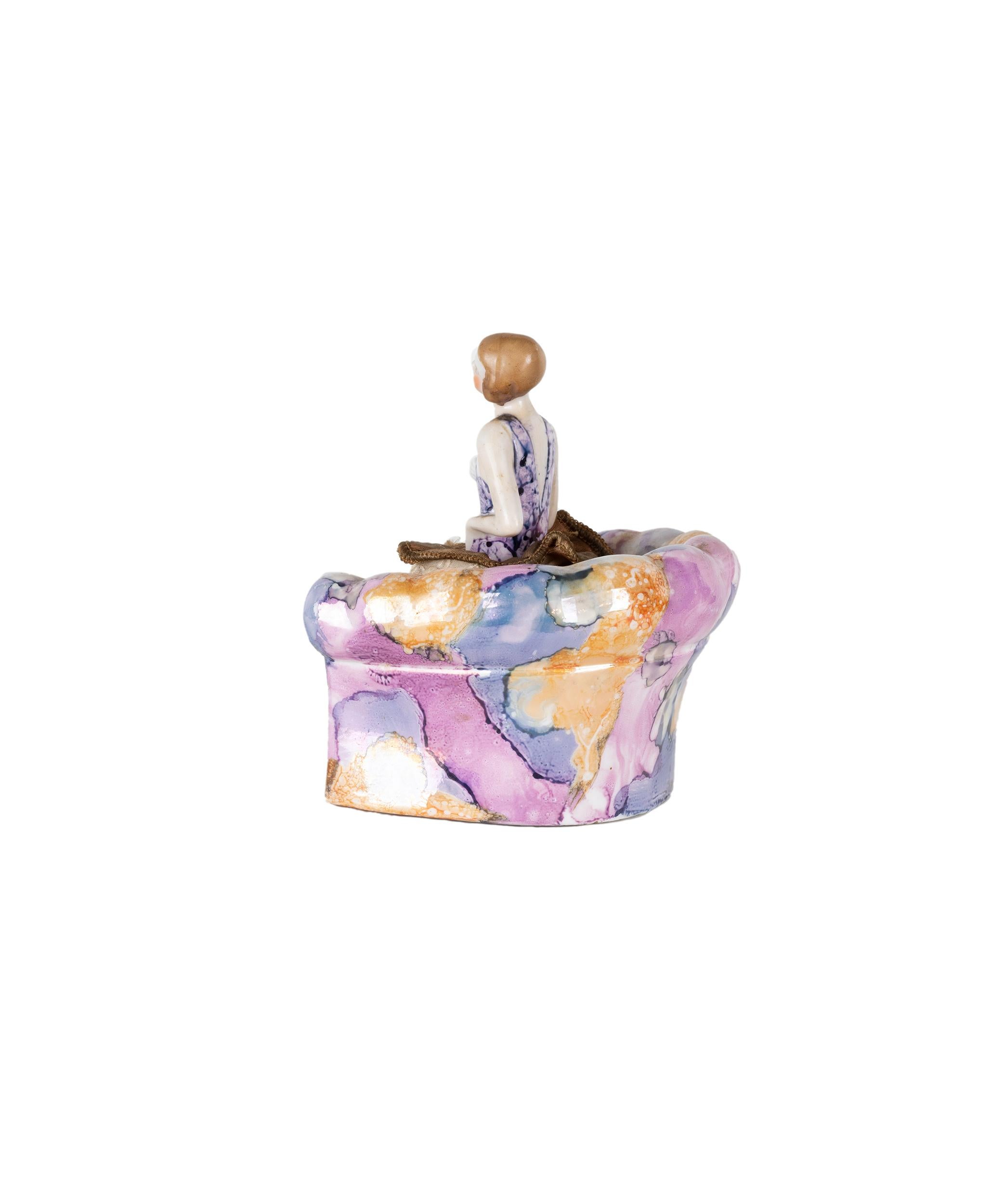 Art Deco Flapper Porcelain Powder Puff, Germany, 1920s In Fair Condition For Sale In Lisbon, PT
