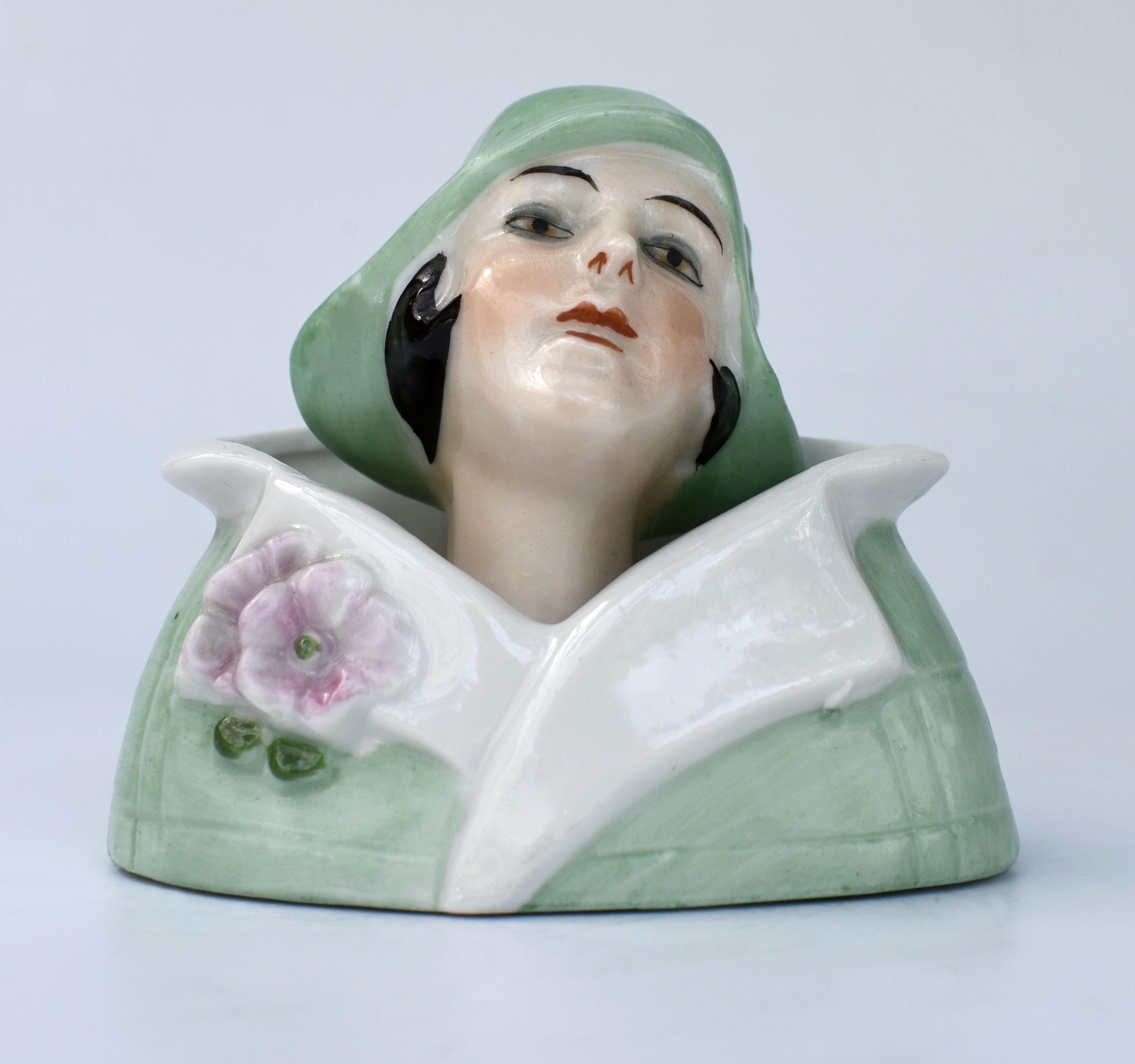 Art Deco Flapper Powder Puff Doll & Stand by Fasold & Stuach, C1930 In Excellent Condition In Devon, England