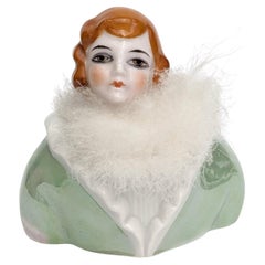 Art Deco Flapper Powder Puff Doll & Stand von Fasold & Stuach, C1930