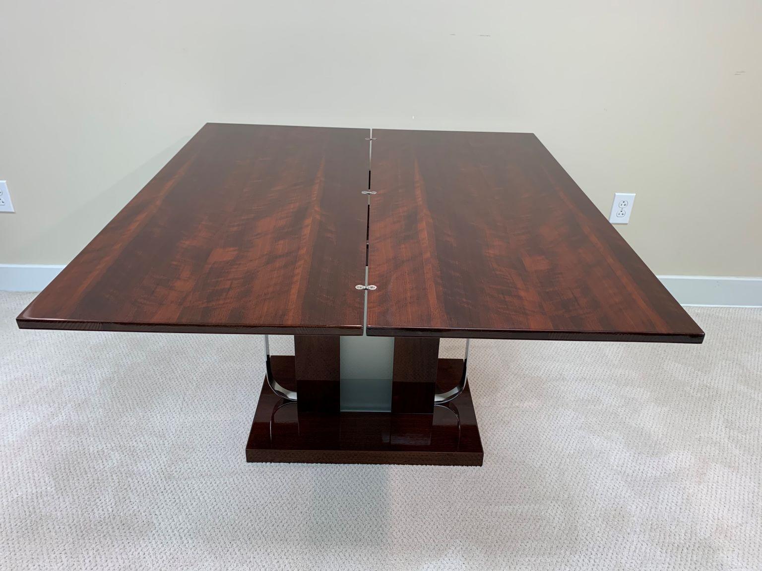 Art Deco Flip-Top, Light-Up Chrome Dining Console in the Style of Gilbert Rohde In Excellent Condition In Bernville, PA