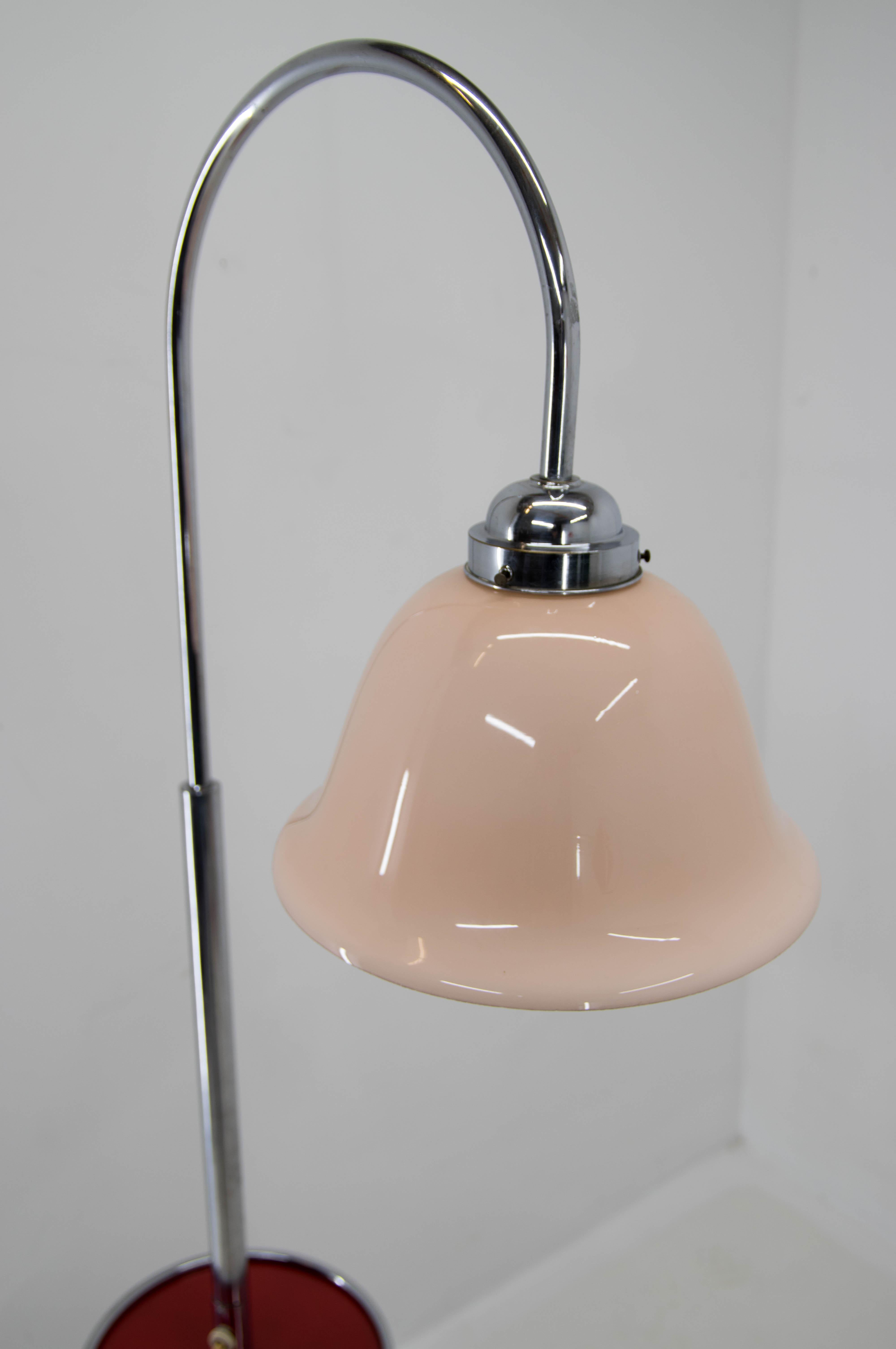 Mid-20th Century Art Deco Floor Lamp, 1930s For Sale