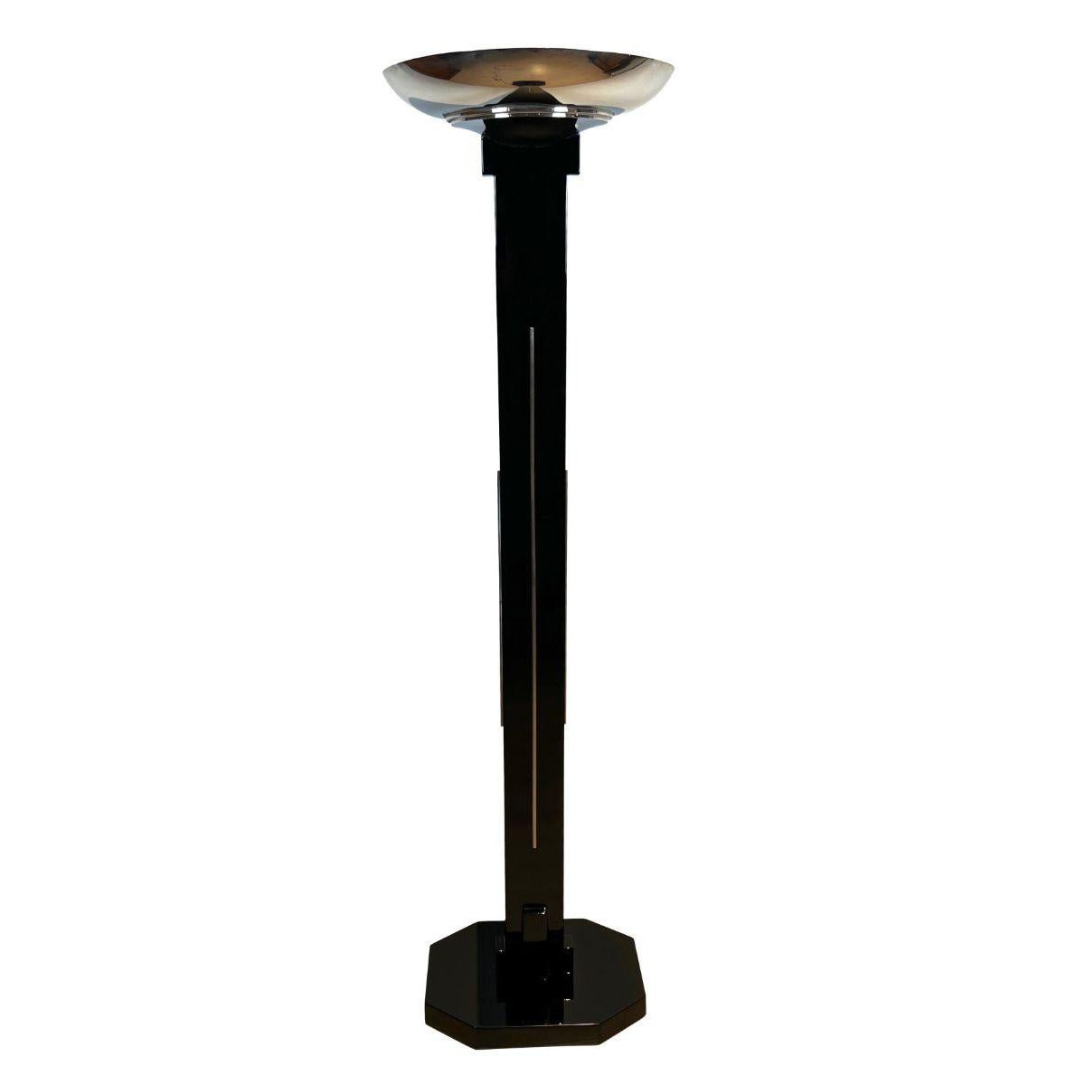 Stehlampe im Art déco-Stil, schwarzer Lack und Chrom, Frankreich um 1930 im Angebot