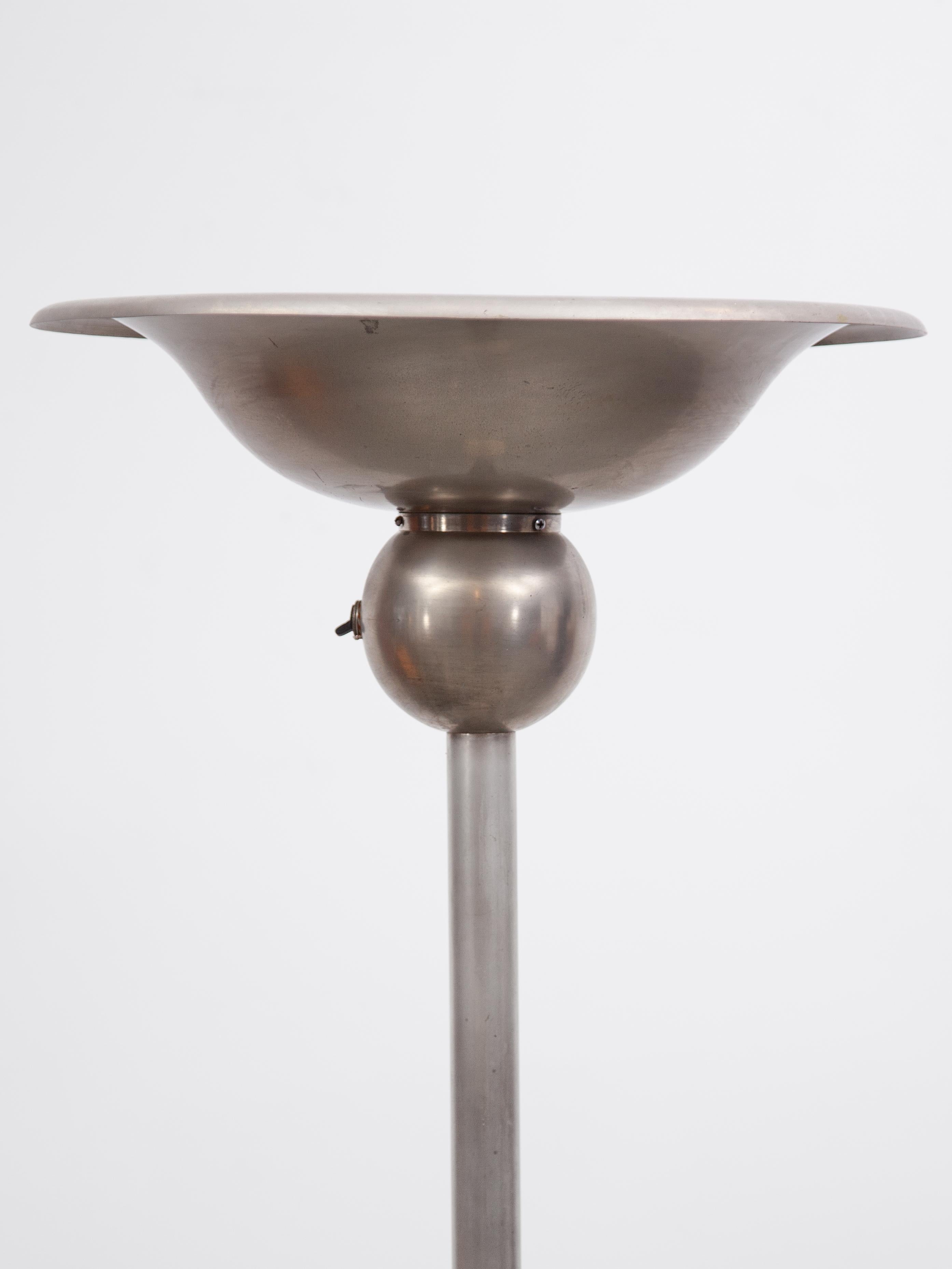 Stehlampe im Art déco-Stil von Gispen, 1930er Jahre, Netherland im Zustand „Gut“ im Angebot in Antwerp, BE