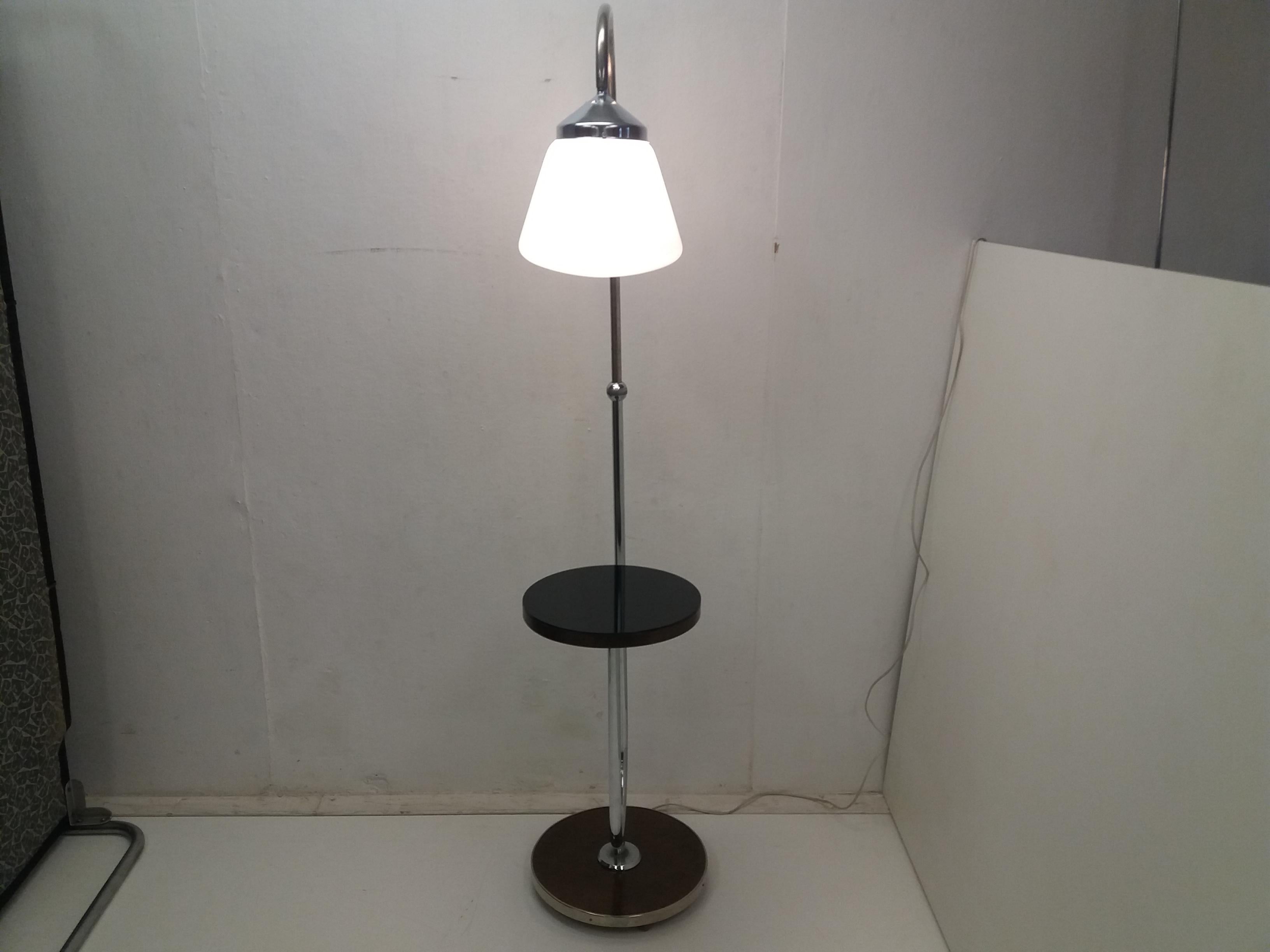 Art Deco Floor Lamp Designed by Jindrich Halabala, 1930 In Good Condition For Sale In Praha, CZ