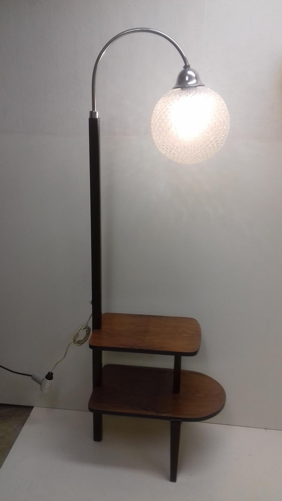 Art-Déco-Stehlampe, entworfen von Jindřich Halabala, 1940er Jahre im Angebot 3