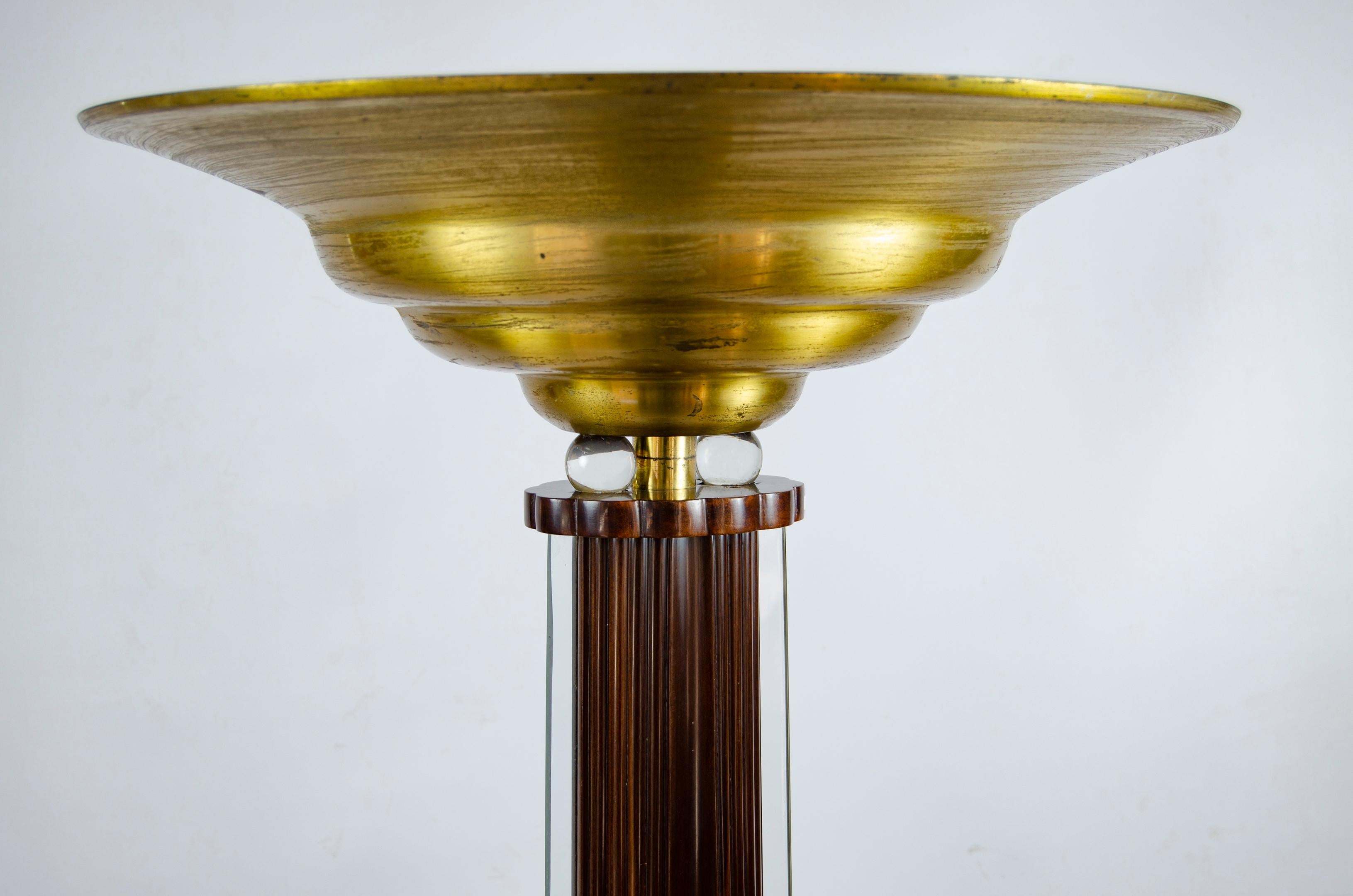 Art Deco floor lamp
Materials: wood, bronze, glass and marble
Side windows light up
the base is marble
electrified 220 w
original gold with some natural wear
Circa 1930 Origin France.