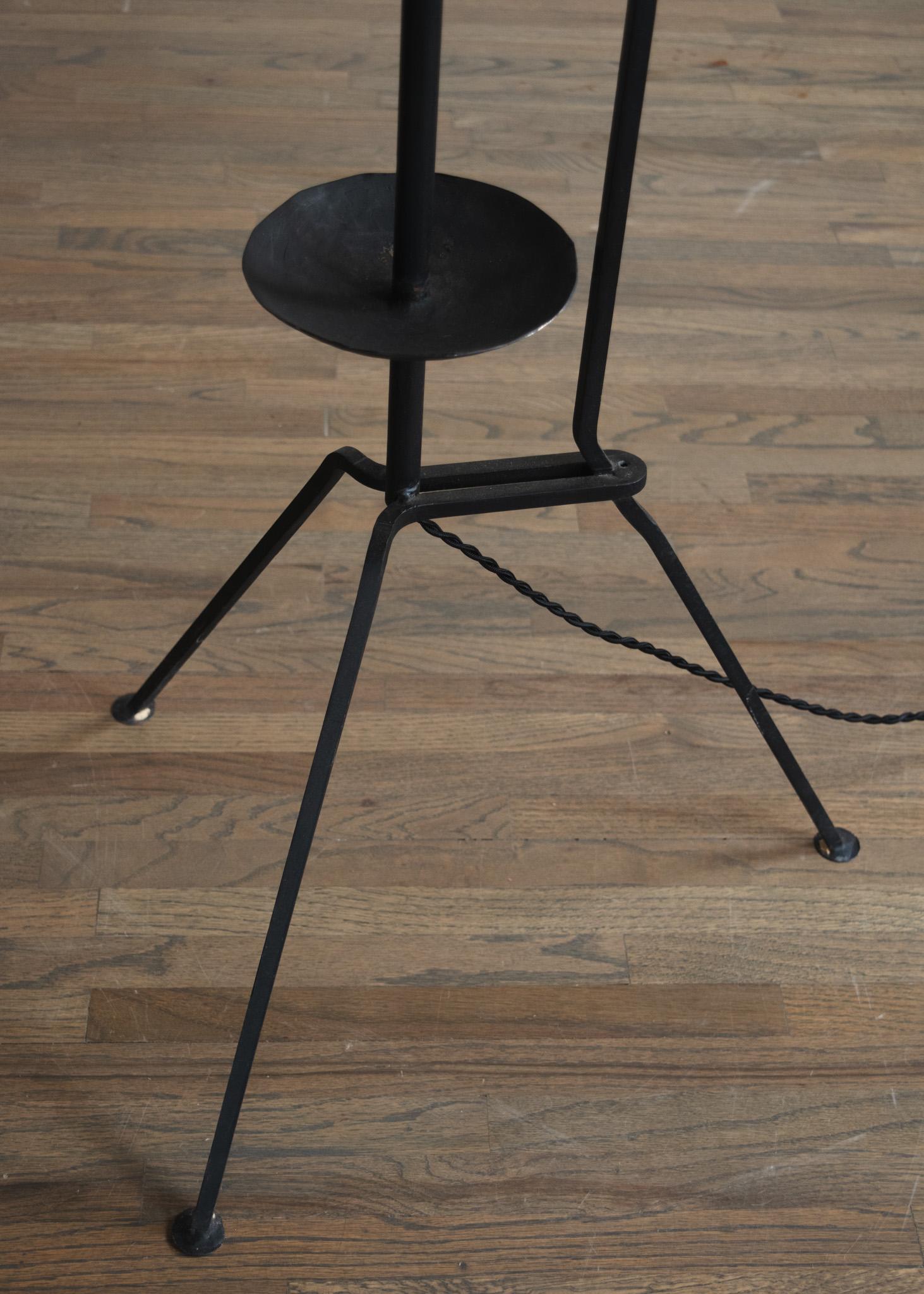 Lámpara de pie Art Déco en Bueno estado para la venta en Houston, TX