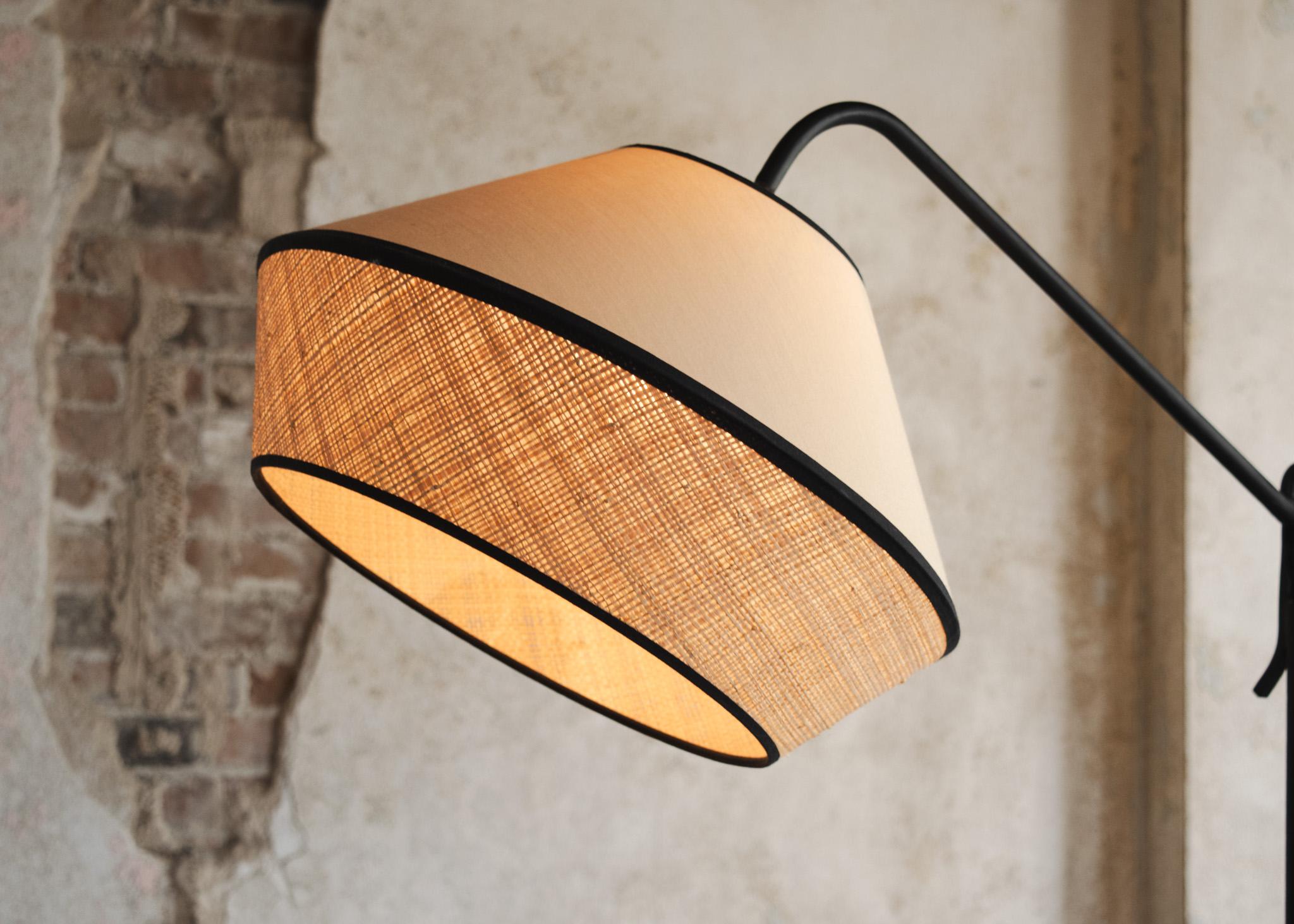 Lámpara de pie Art Déco Tela en venta