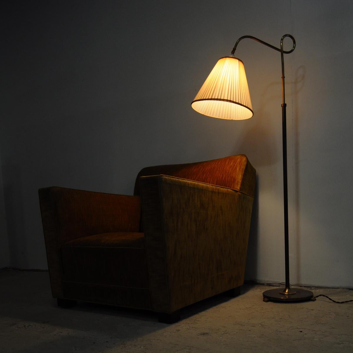 Lampadaire Art Déco en laiton et laiton bruni avec abat-jour original 2