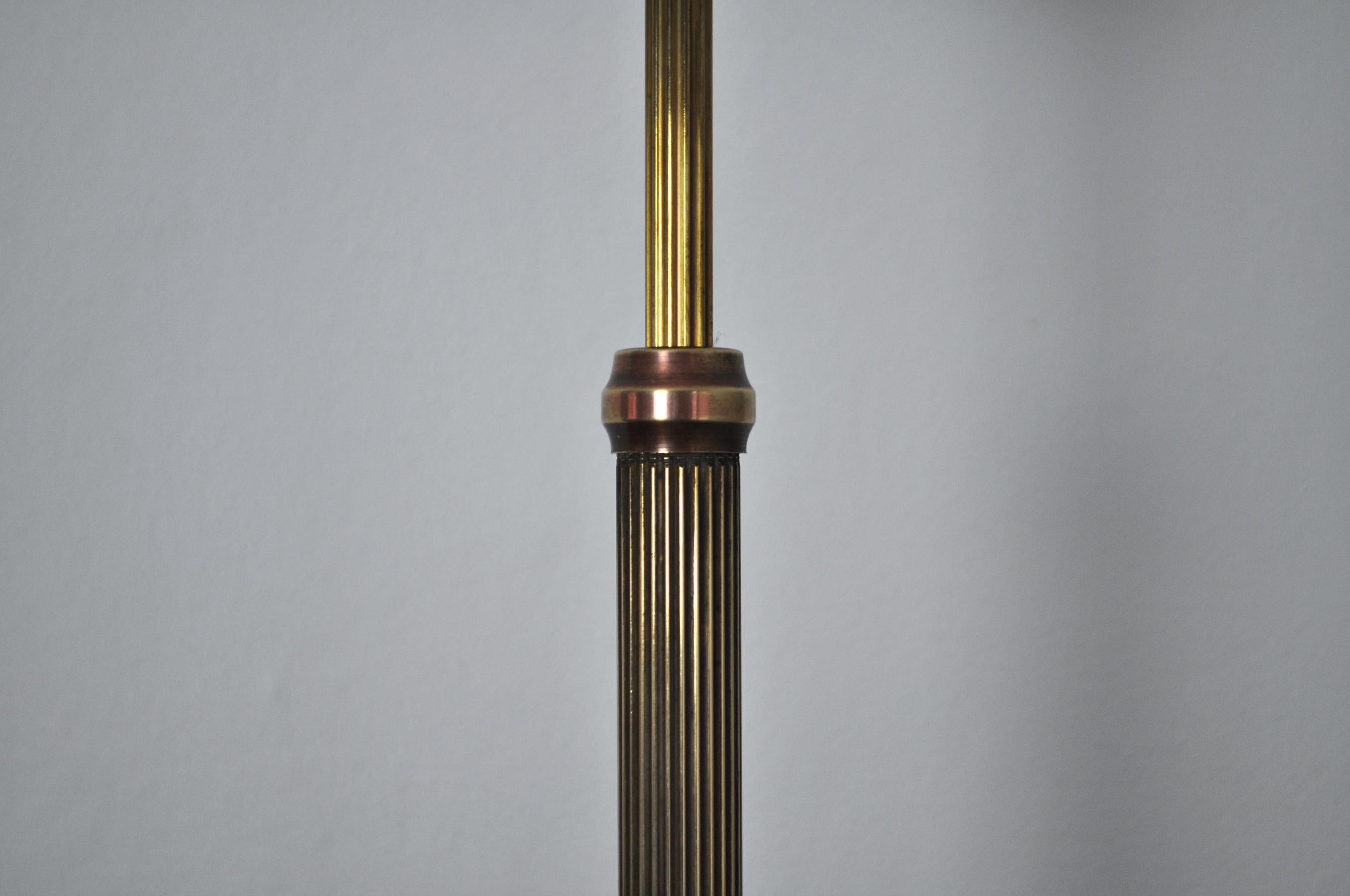 Art Deco Floor Lamp in Brass and Copper For Sale 1