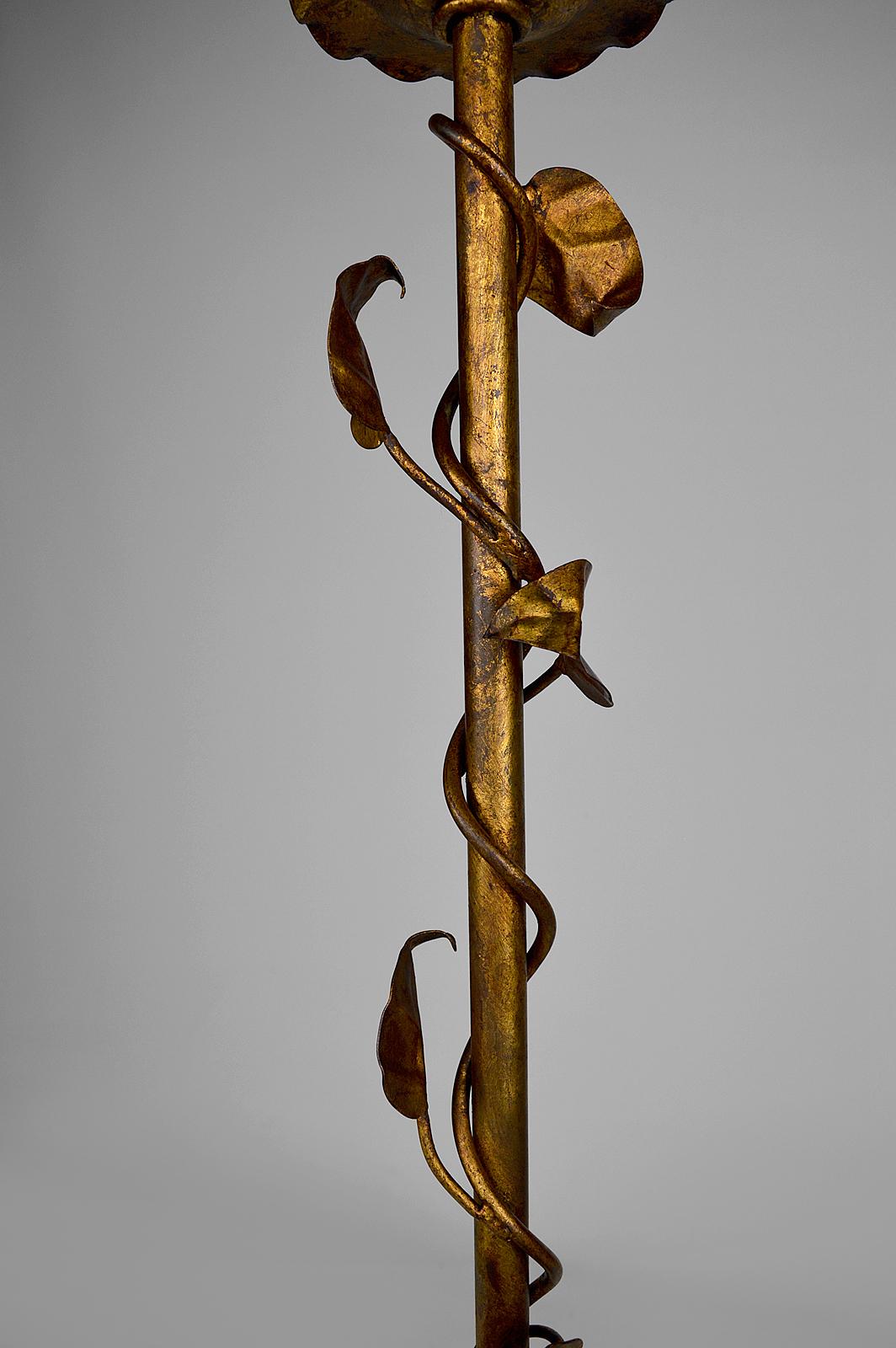 Mid-20th Century Art Deco Floor Lamp in Gilded Wrought Iron, France, circa 1940